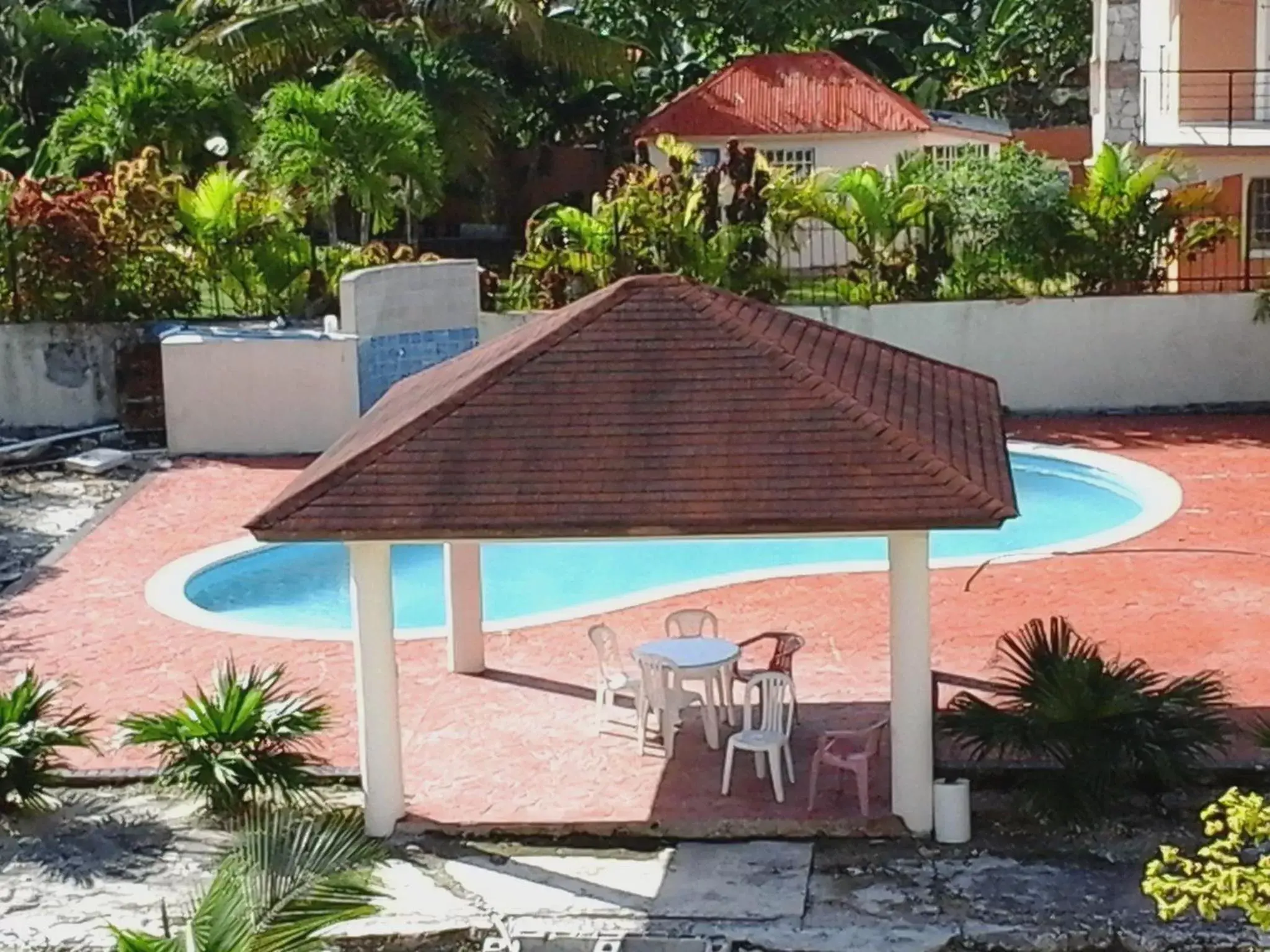 Swimming Pool in Nely y Pietro share apartment