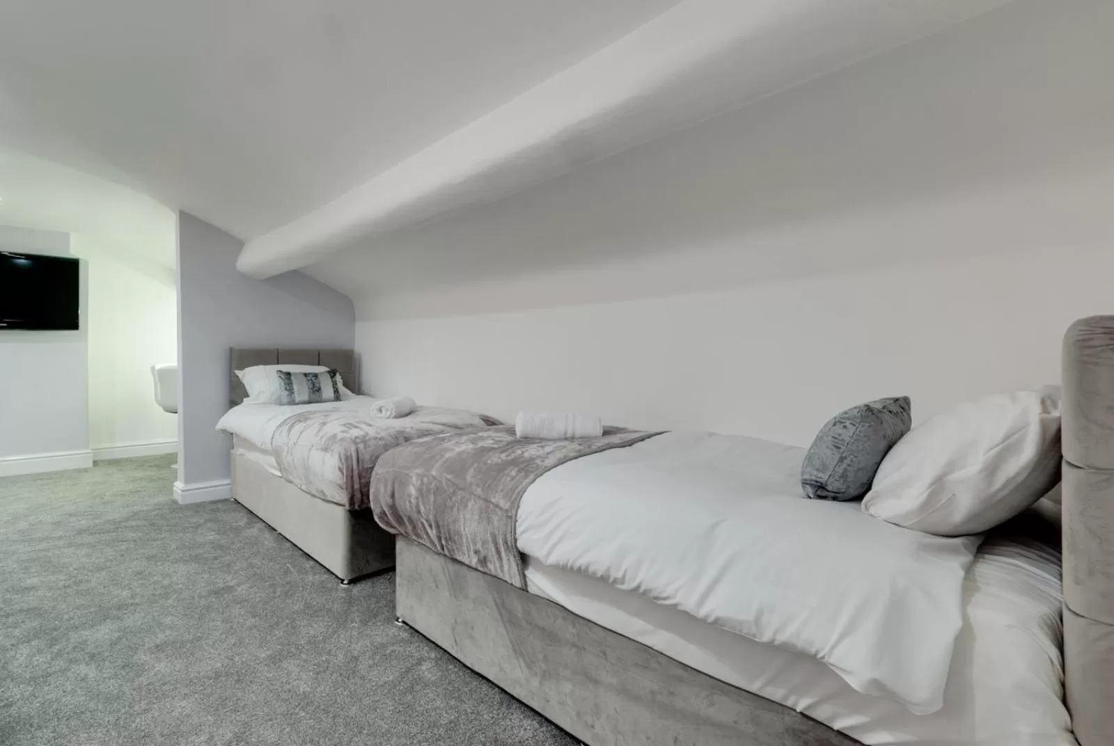 Bed in RST Rodney Street