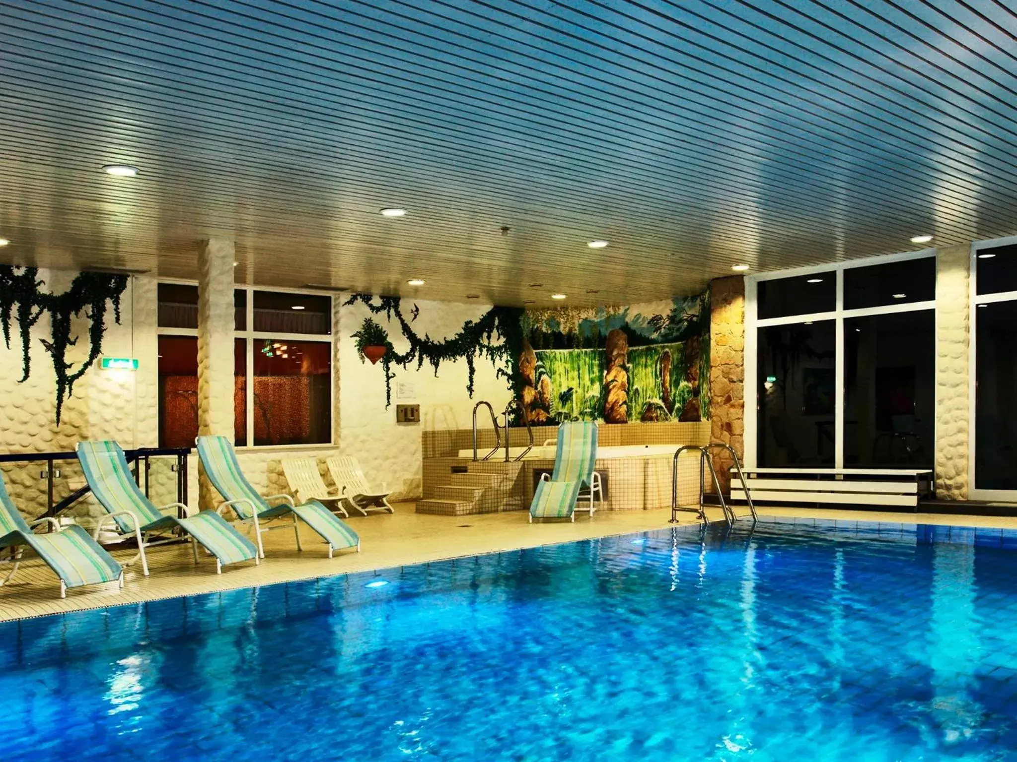 Swimming Pool in H+ Hotel Willingen