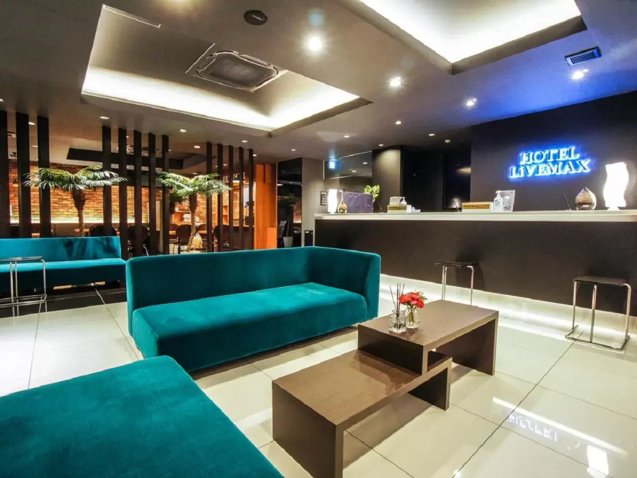 Lobby or reception, Lounge/Bar in HOTEL LiVEMAX Nagoya Sakae East