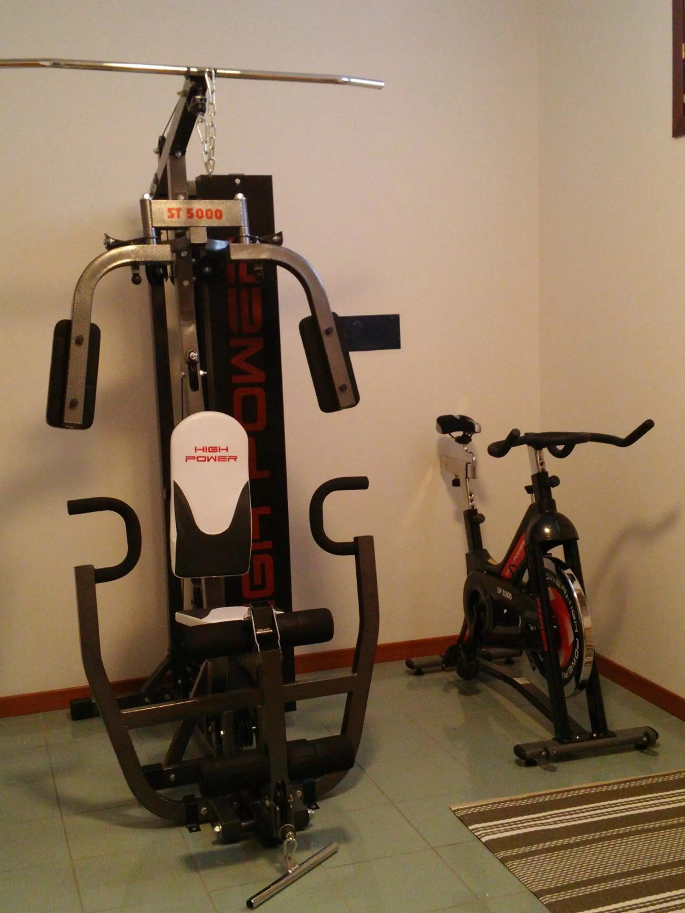 Fitness centre/facilities in B&B HOTEL Eurorest Conegliano