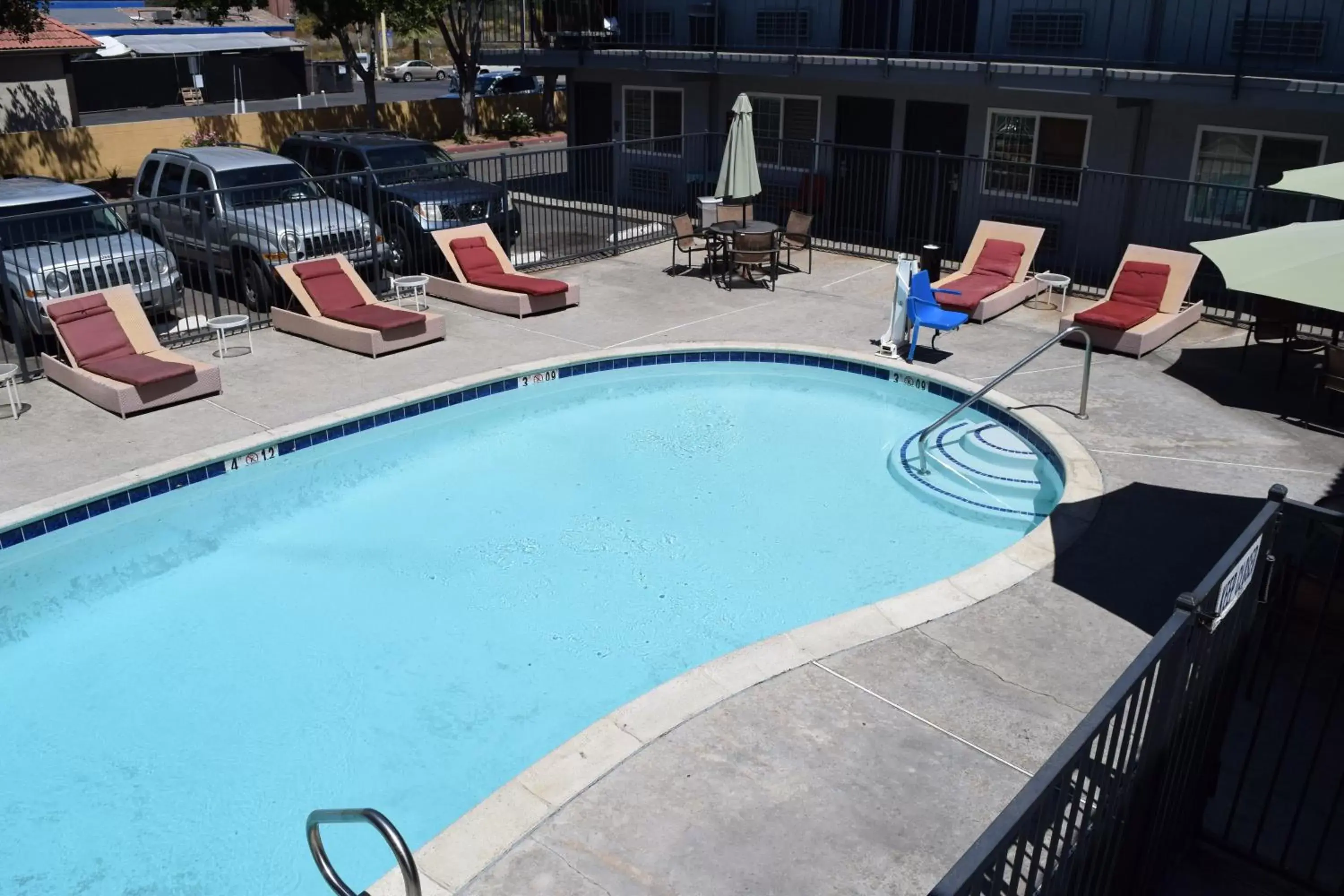 Area and facilities, Pool View in Studio 6 Suites San Ysidro CA San Diego South Bay
