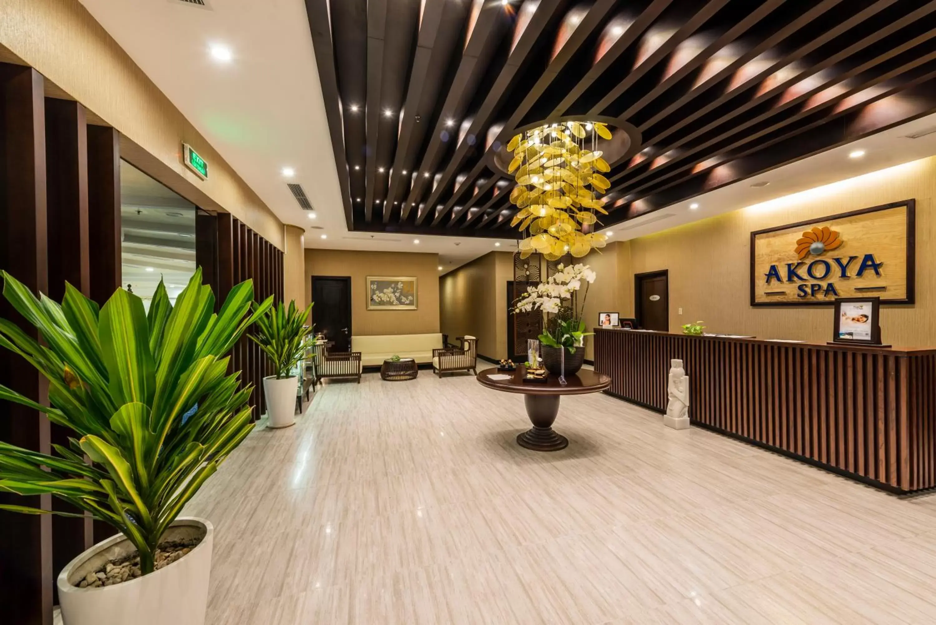 Spa and wellness centre/facilities, Lobby/Reception in Vinpearl Resort Nha Trang