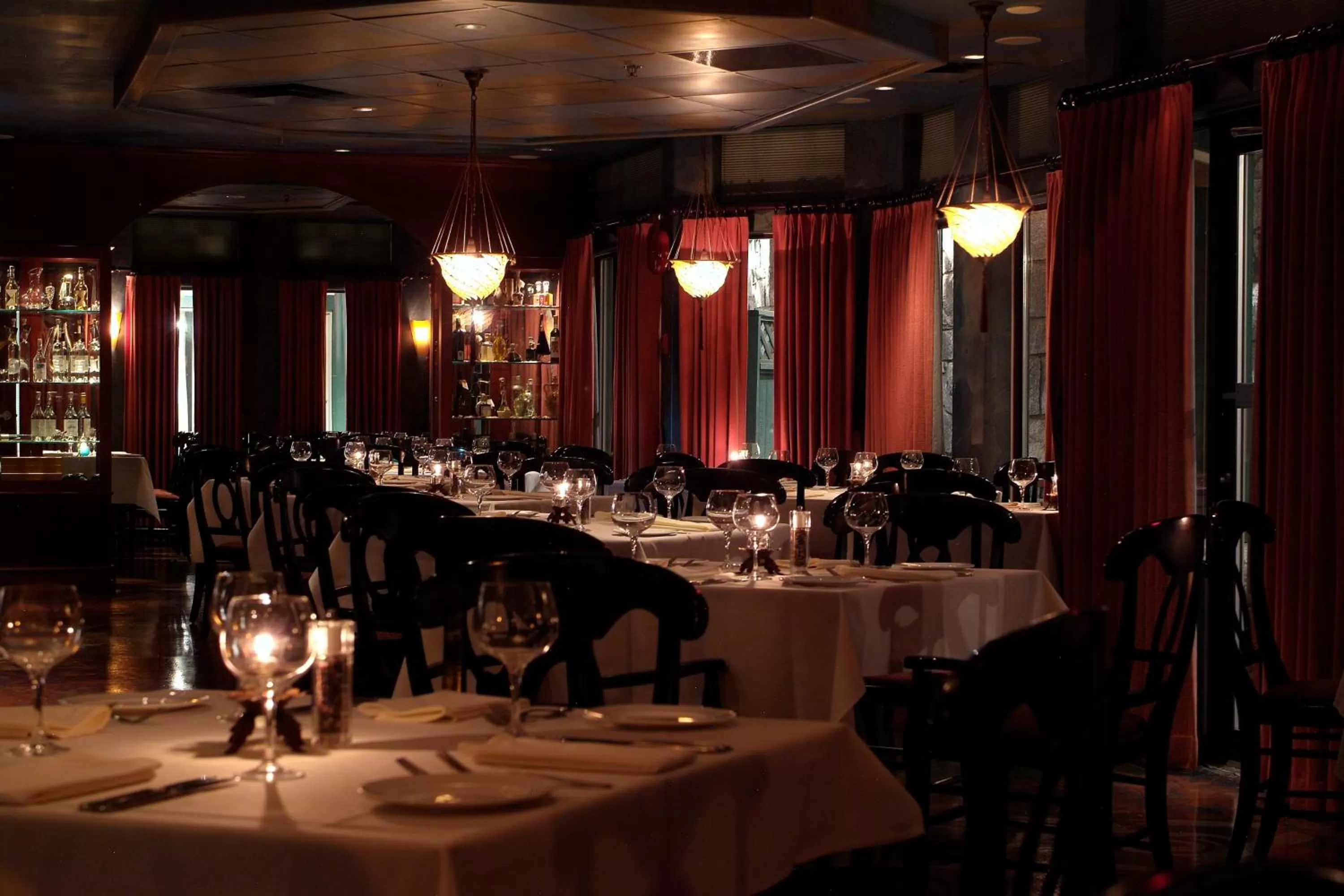 Restaurant/places to eat in Pinnacle Hotel Whistler