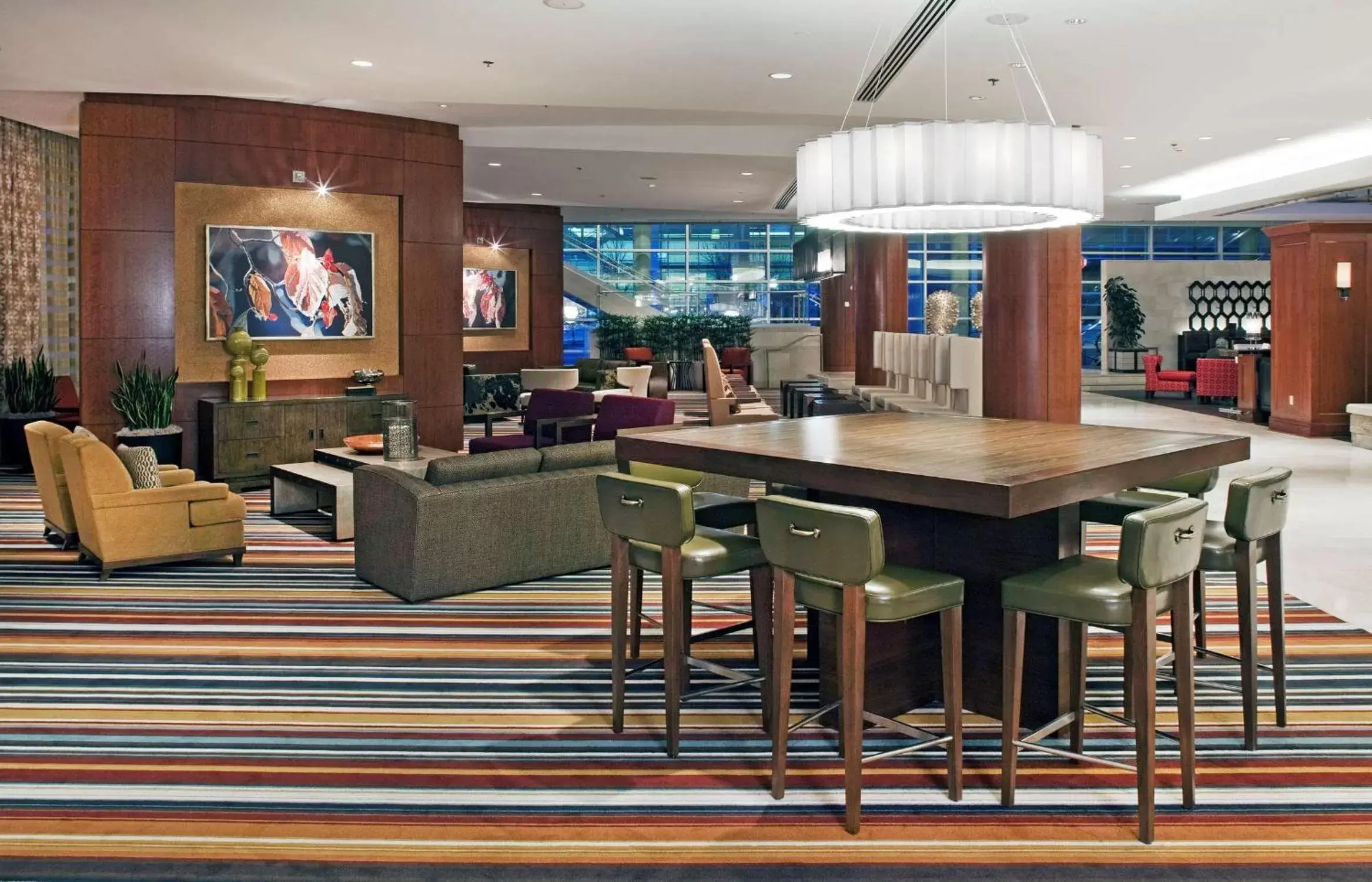 Lobby or reception, Lounge/Bar in Hilton Omaha