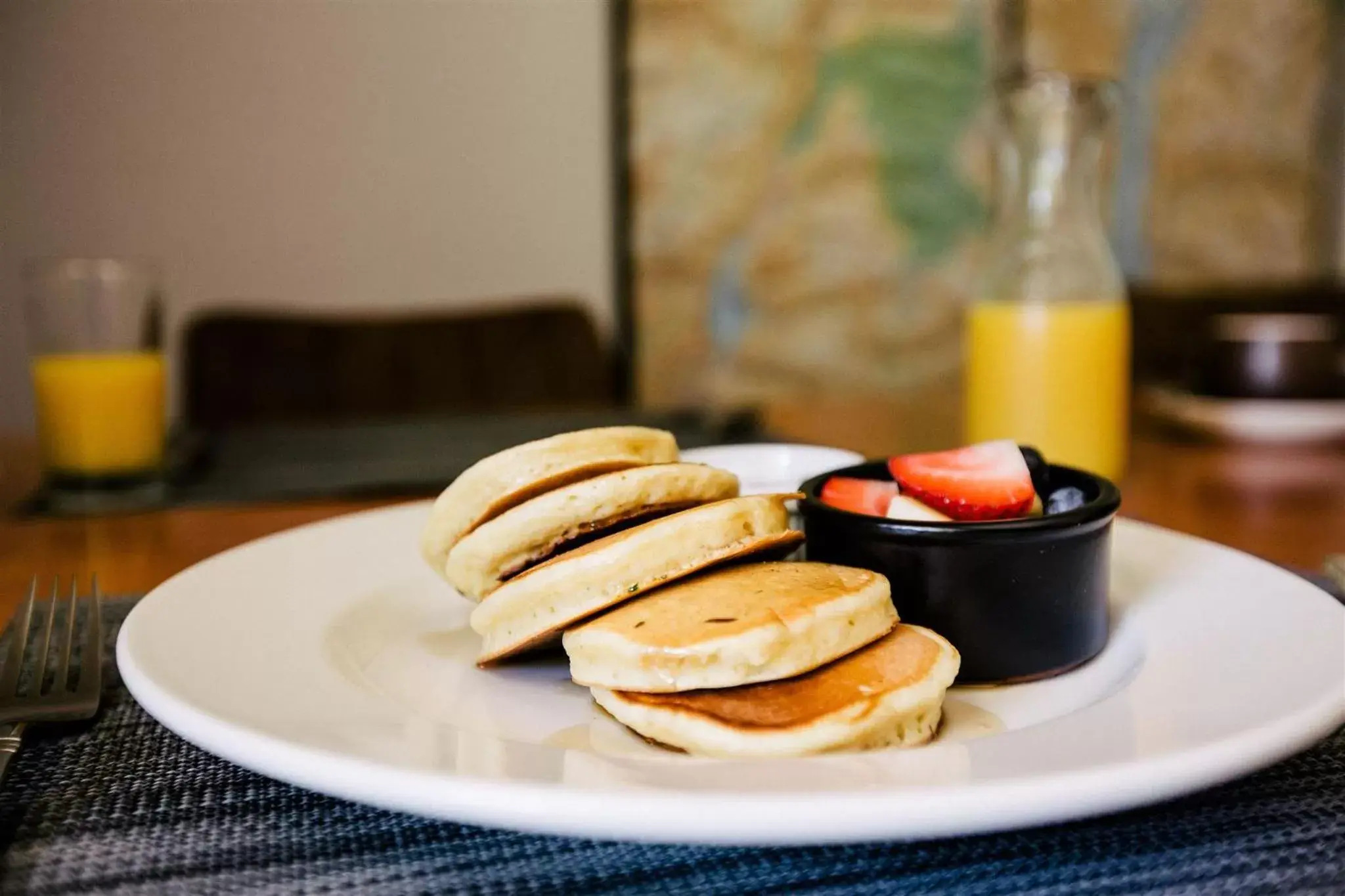 Breakfast in Alpenrose Revelstoke Bed & Breakfast