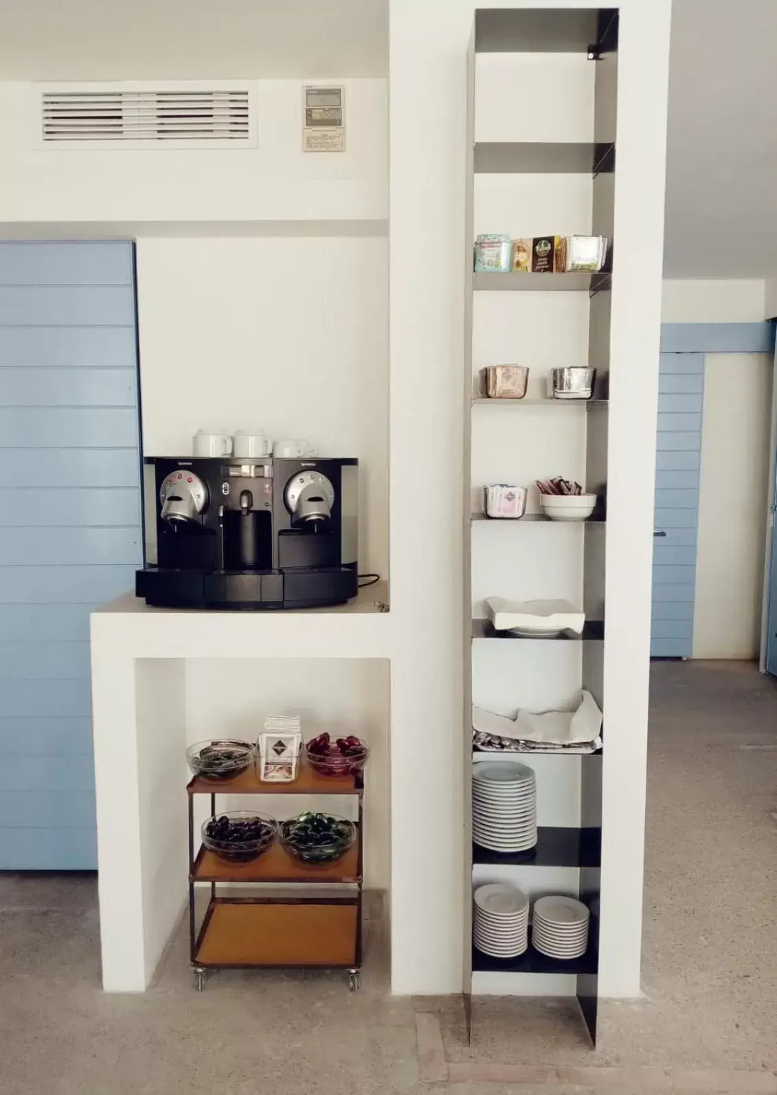 Coffee/tea facilities, Kitchen/Kitchenette in Hotel Intorno Al Fico