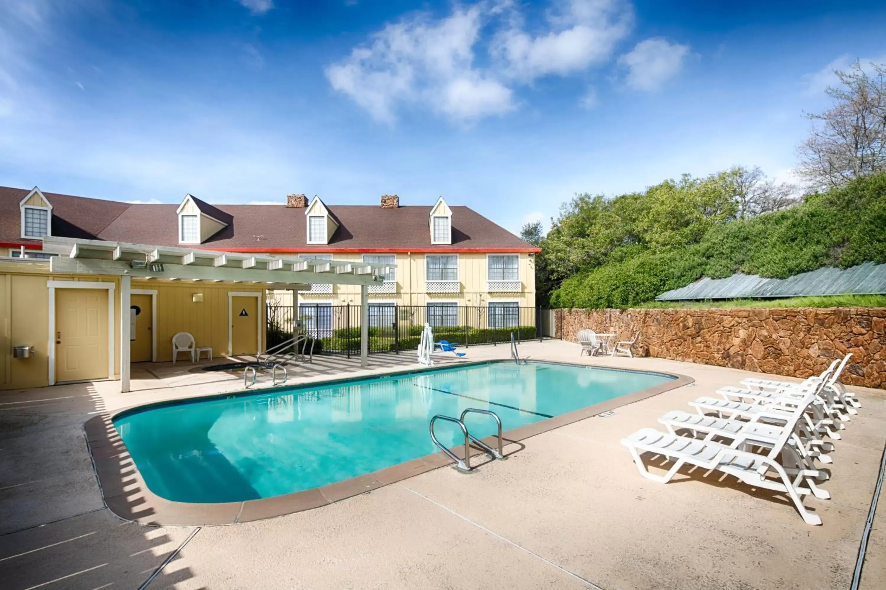 On site, Swimming Pool in Red Lion Inn & Suites Auburn