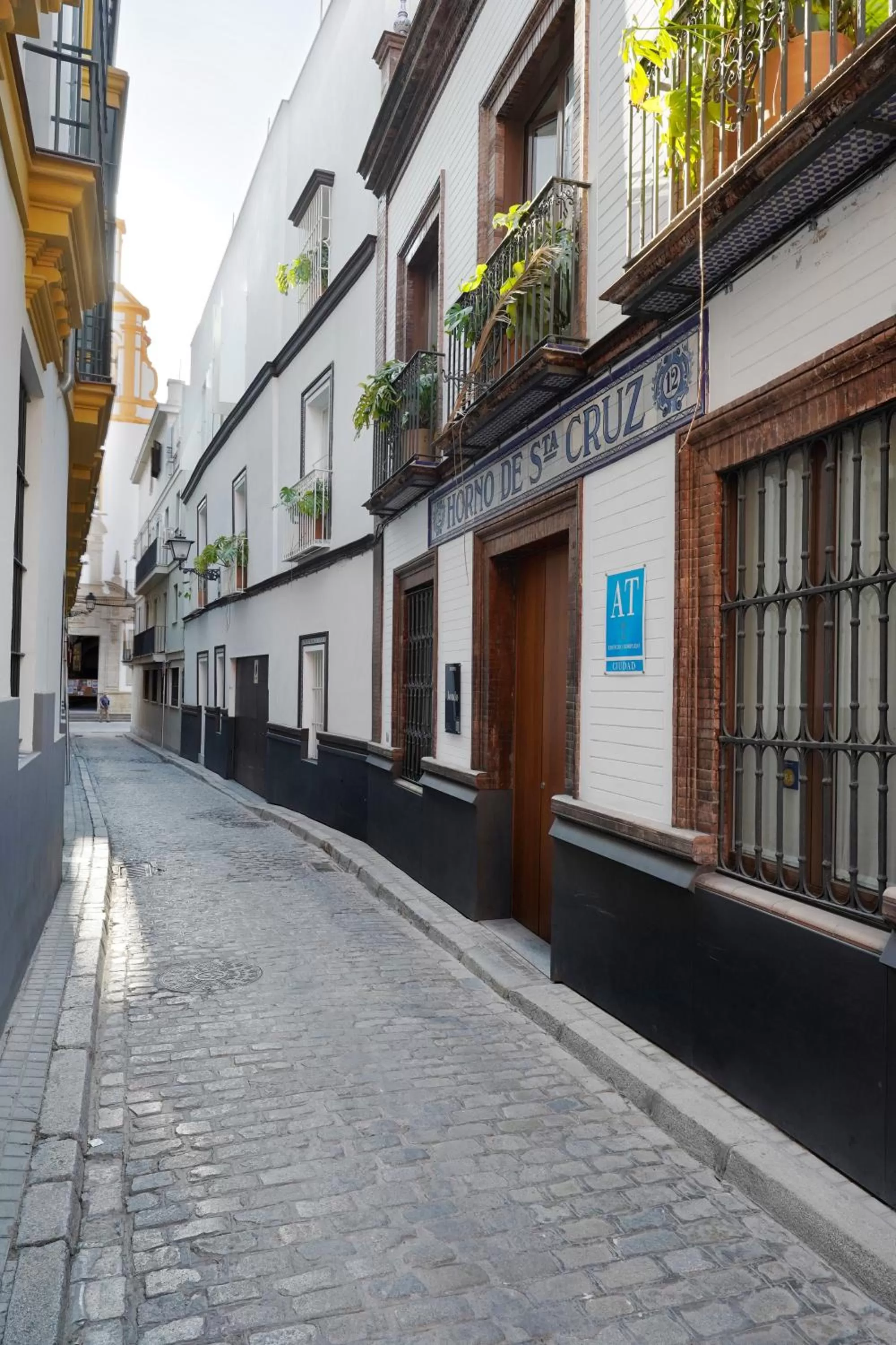 Facade/entrance in Numa Seville Jondo