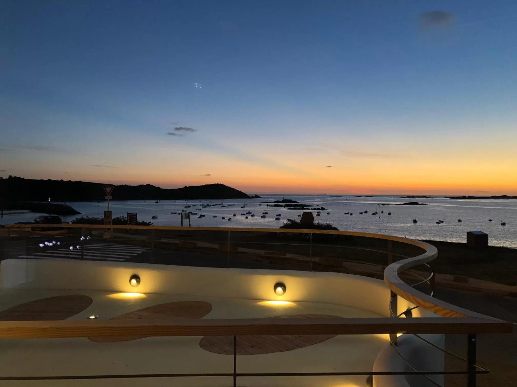 Facade/entrance in Pavillon de la plage