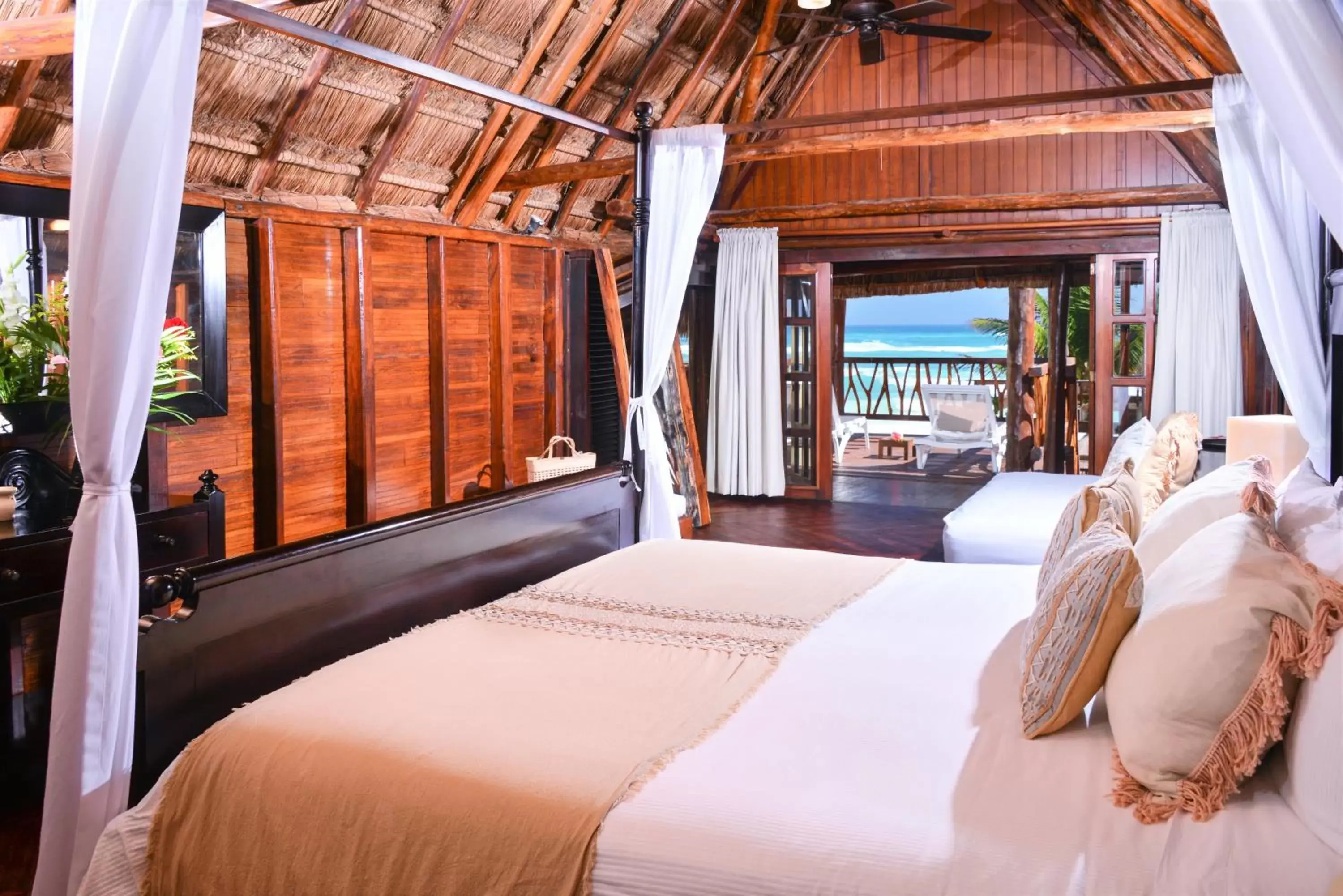 Bed in Ana y Jose Hotel & Spa Tulum - All inclusive