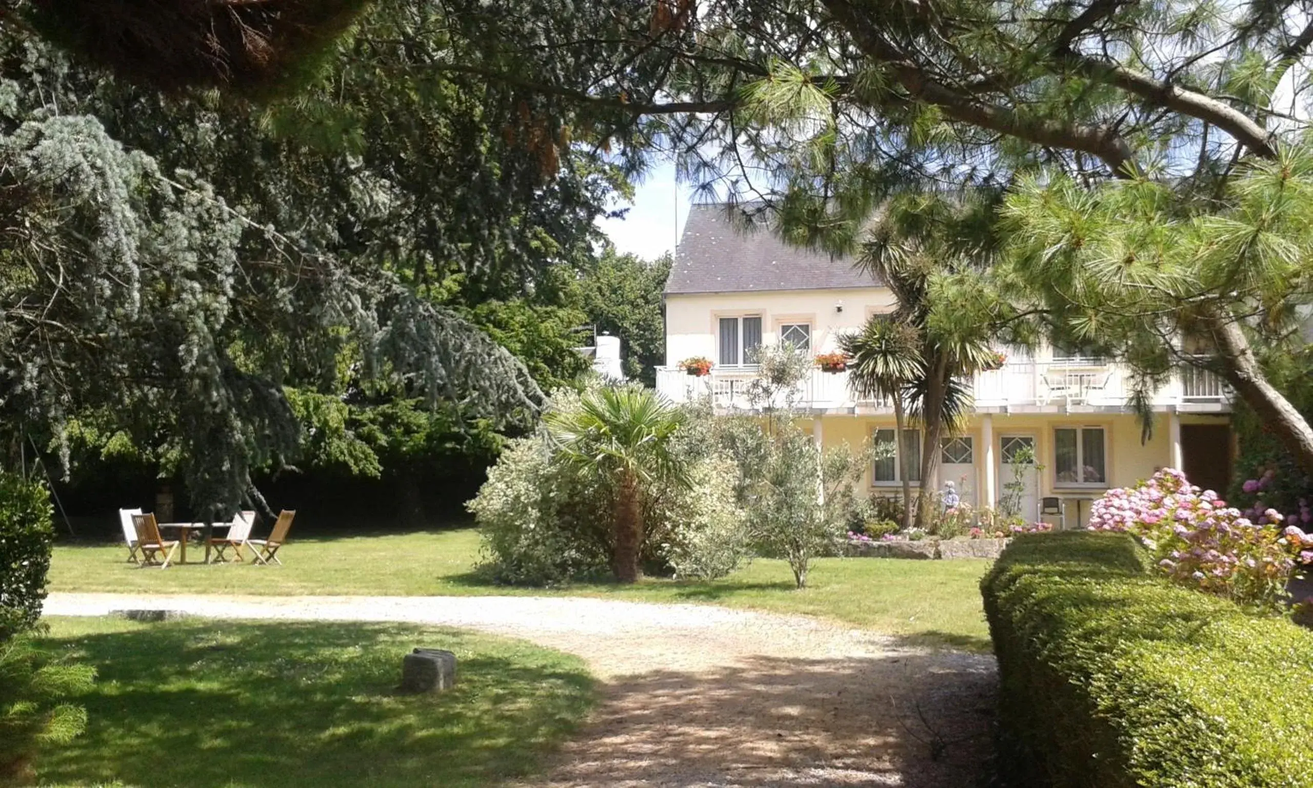 Facade/entrance, Property Building in La Demeure du Perron