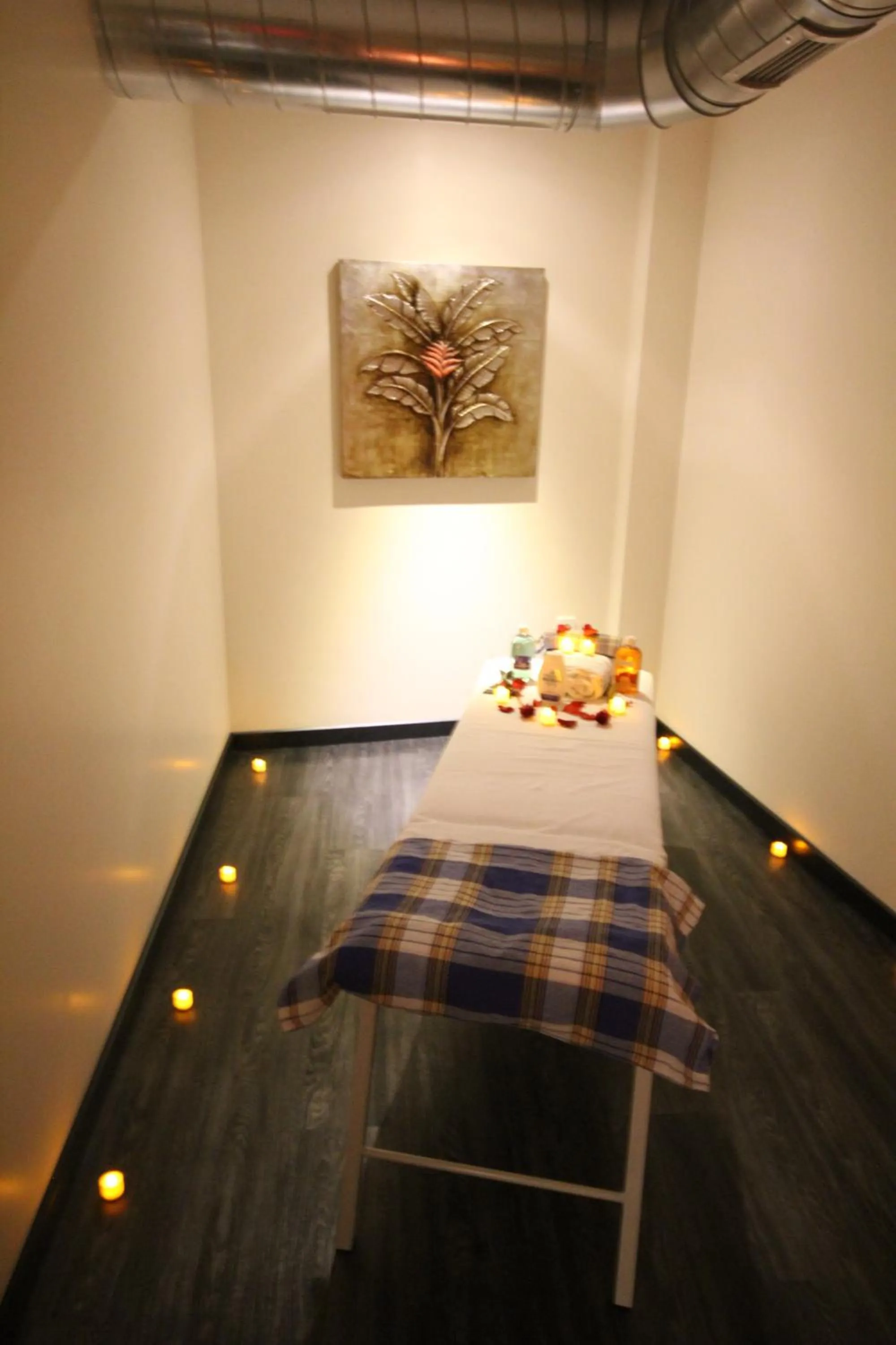 Massage, Bed in Grand Washington Hotel