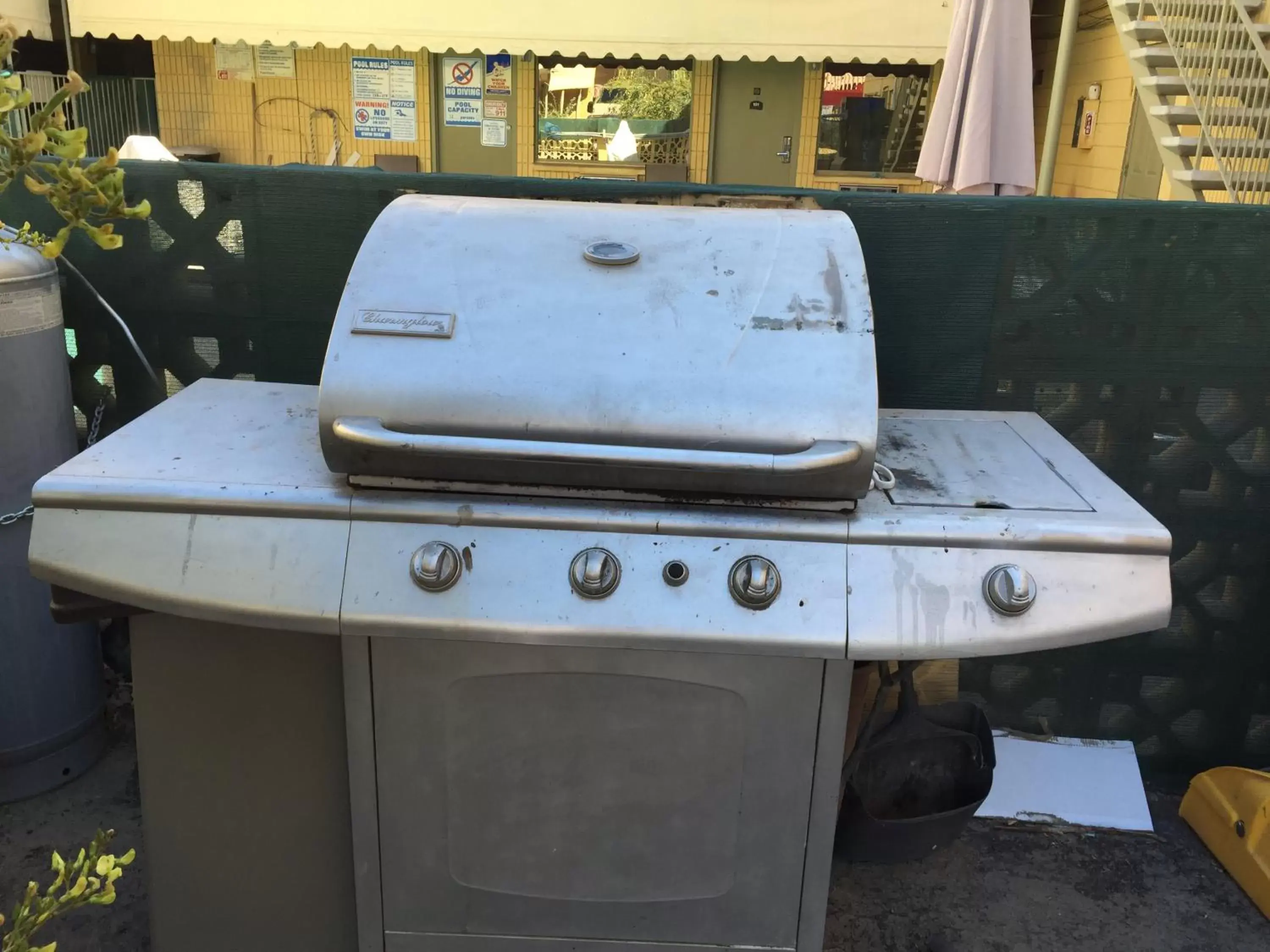 BBQ Facilities in Townhouse Inn and Suites