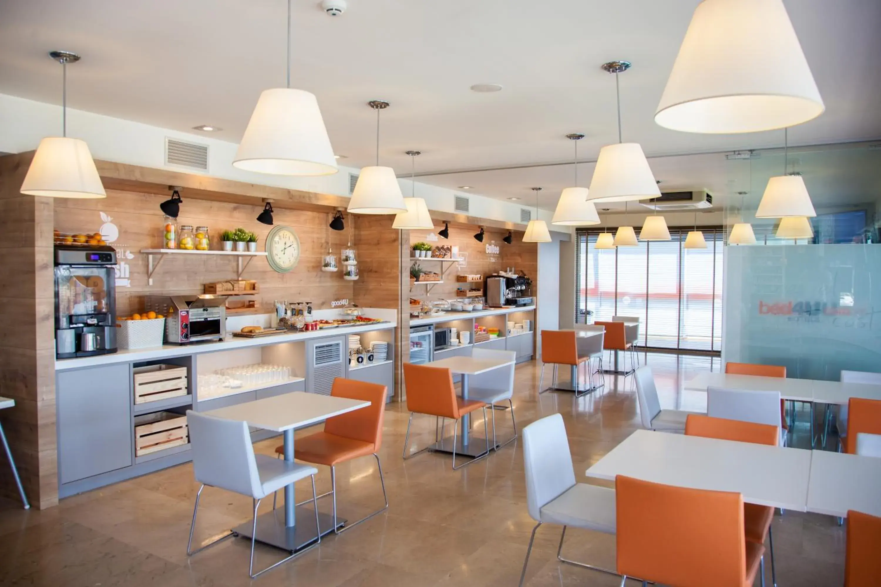 Food and drinks in Hotel Bed4U Tudela Food and drinks in Hotel Bed4U Tudela