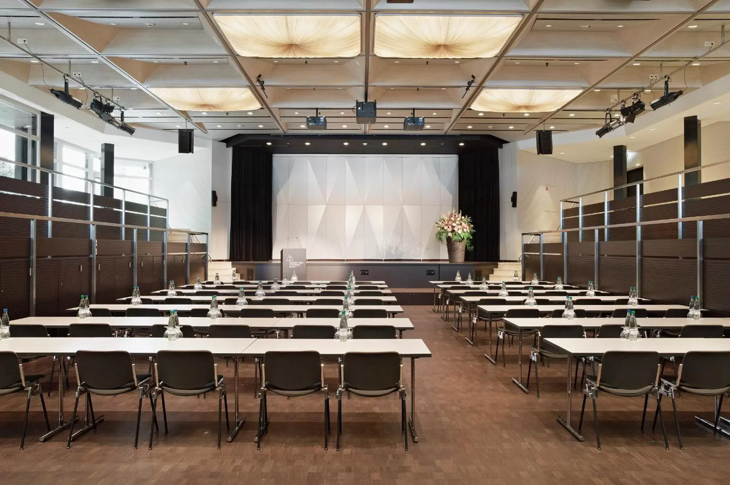 Business facilities in Hotel Seepark Thun