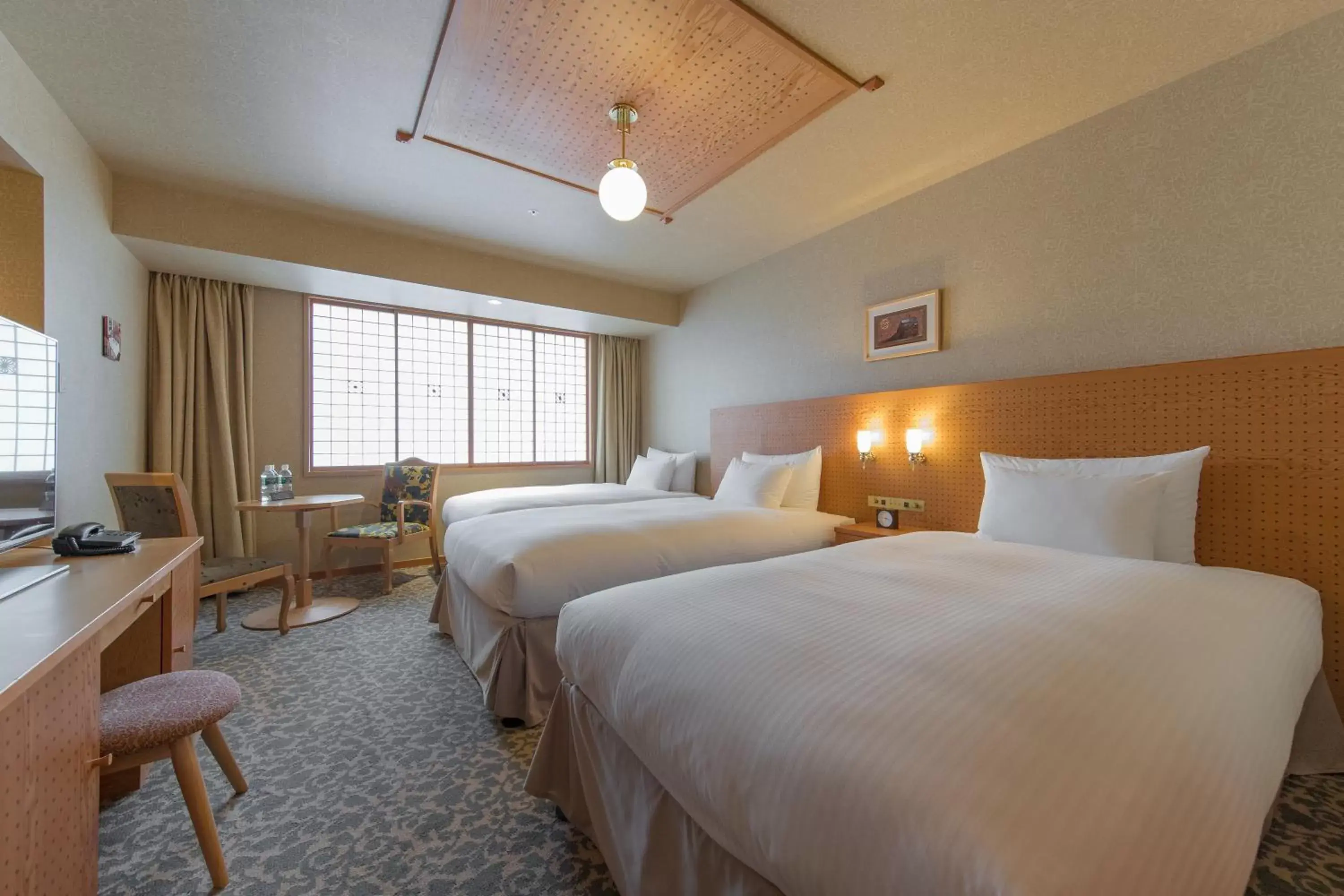 Photo of the whole room, Bed in JR Kyushu Hotel Blossom Oita