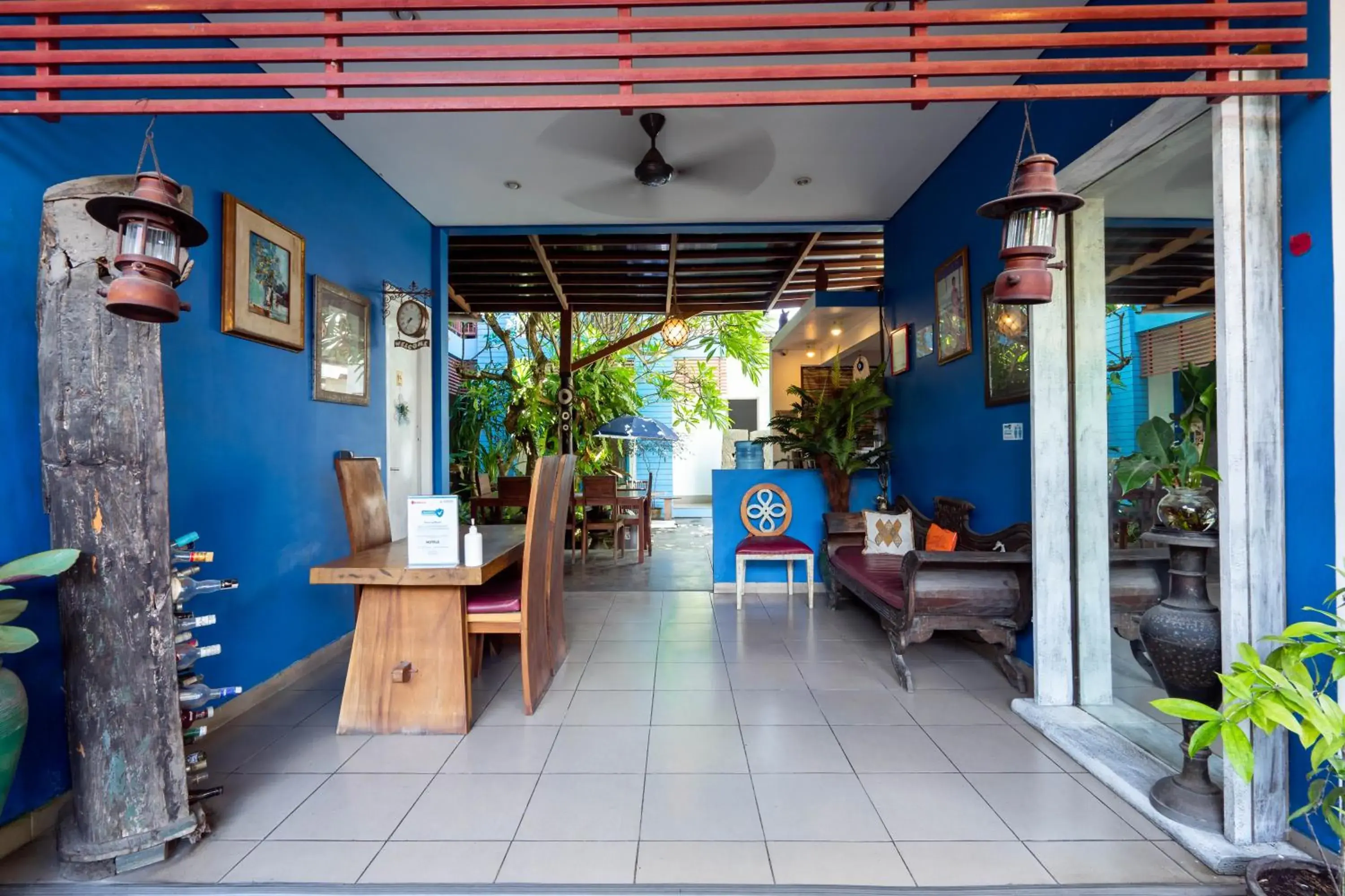 Living room in RedDoorz near Pantai Sanur Bali