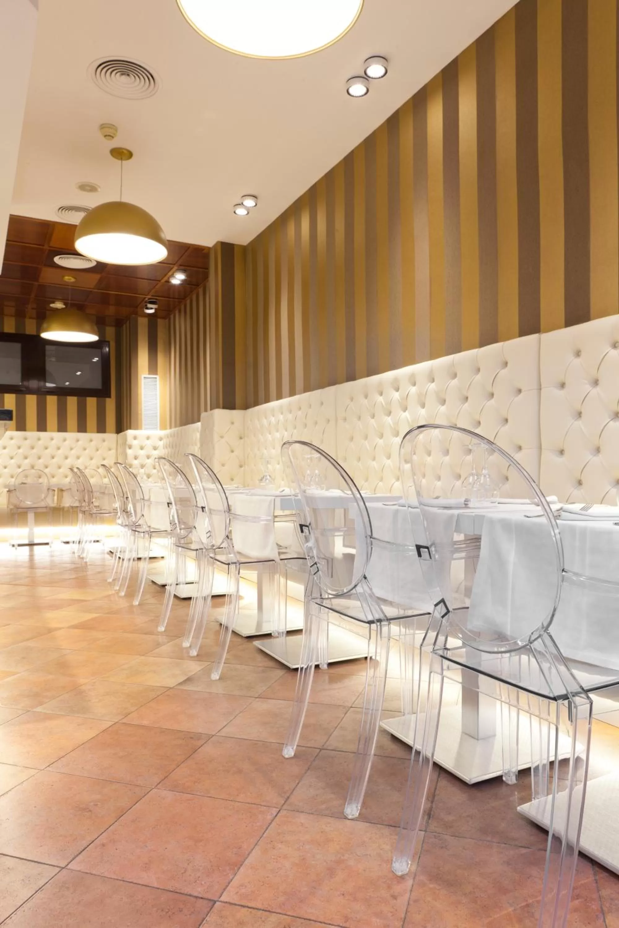 Restaurant/places to eat in Plaça De La Font