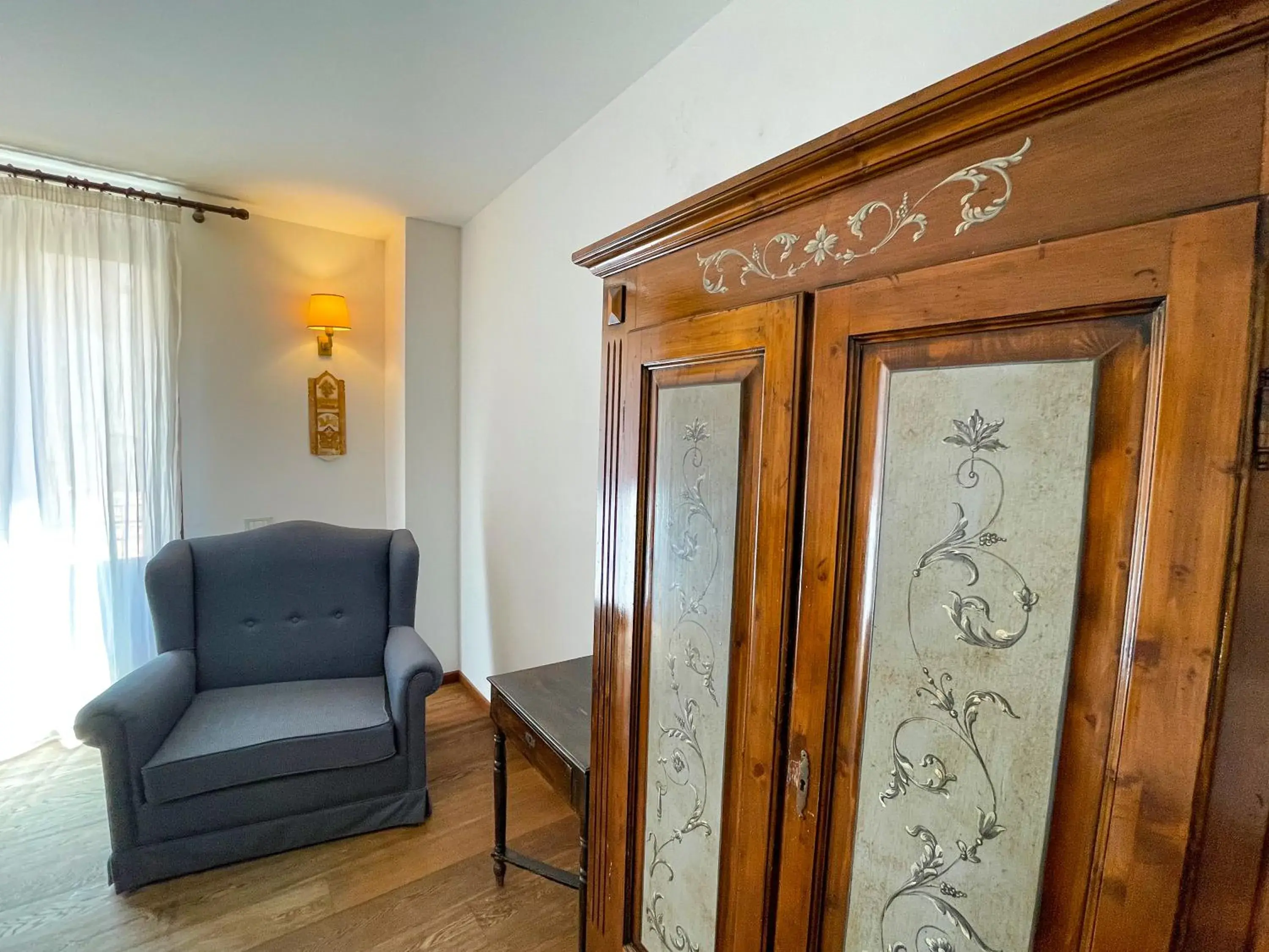 Decorative detail, Seating Area in Hotel La Plumeria