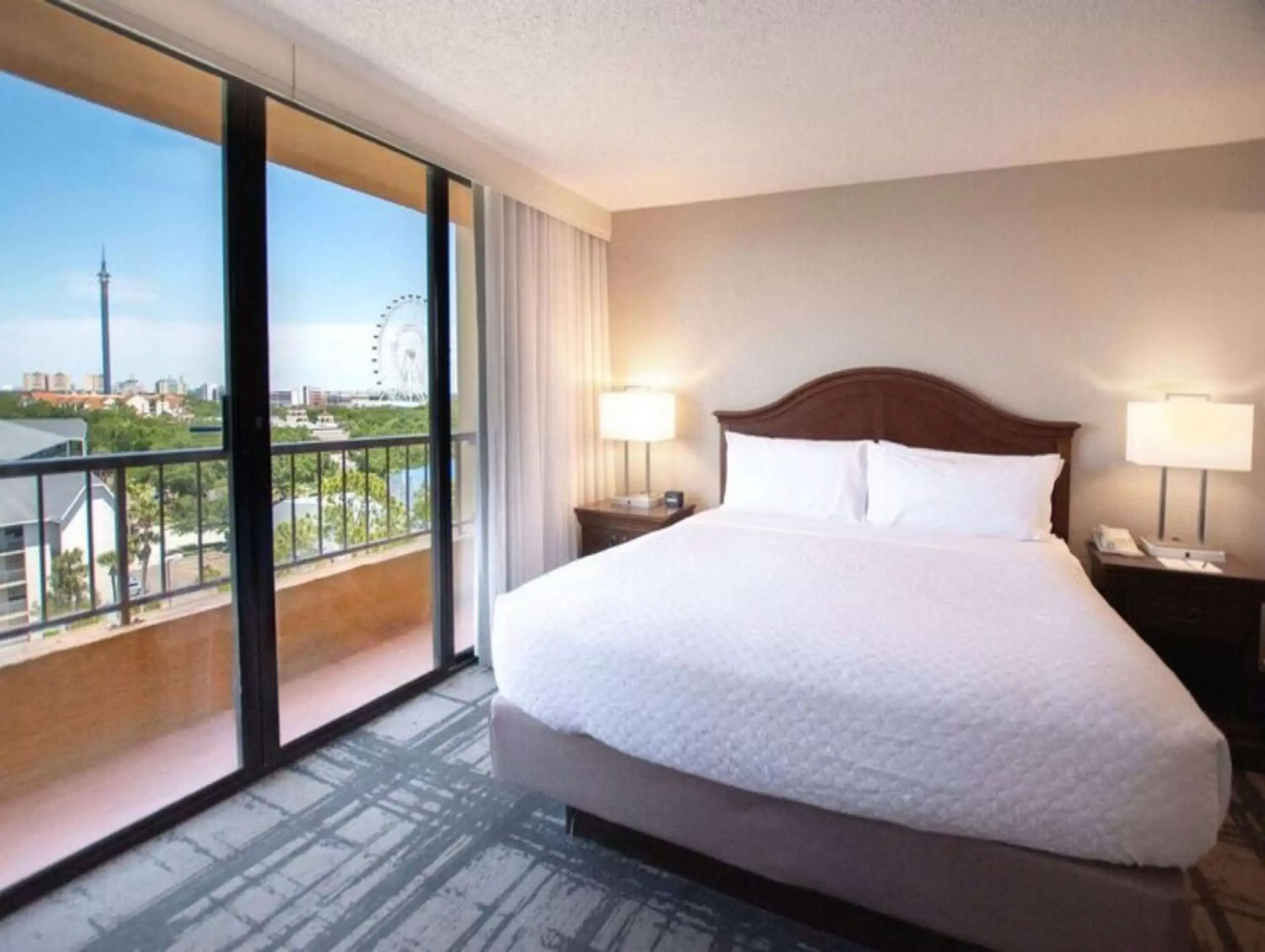 View (from property/room), Bed in Embassy Suites by Hilton Orlando International Drive Convention Center