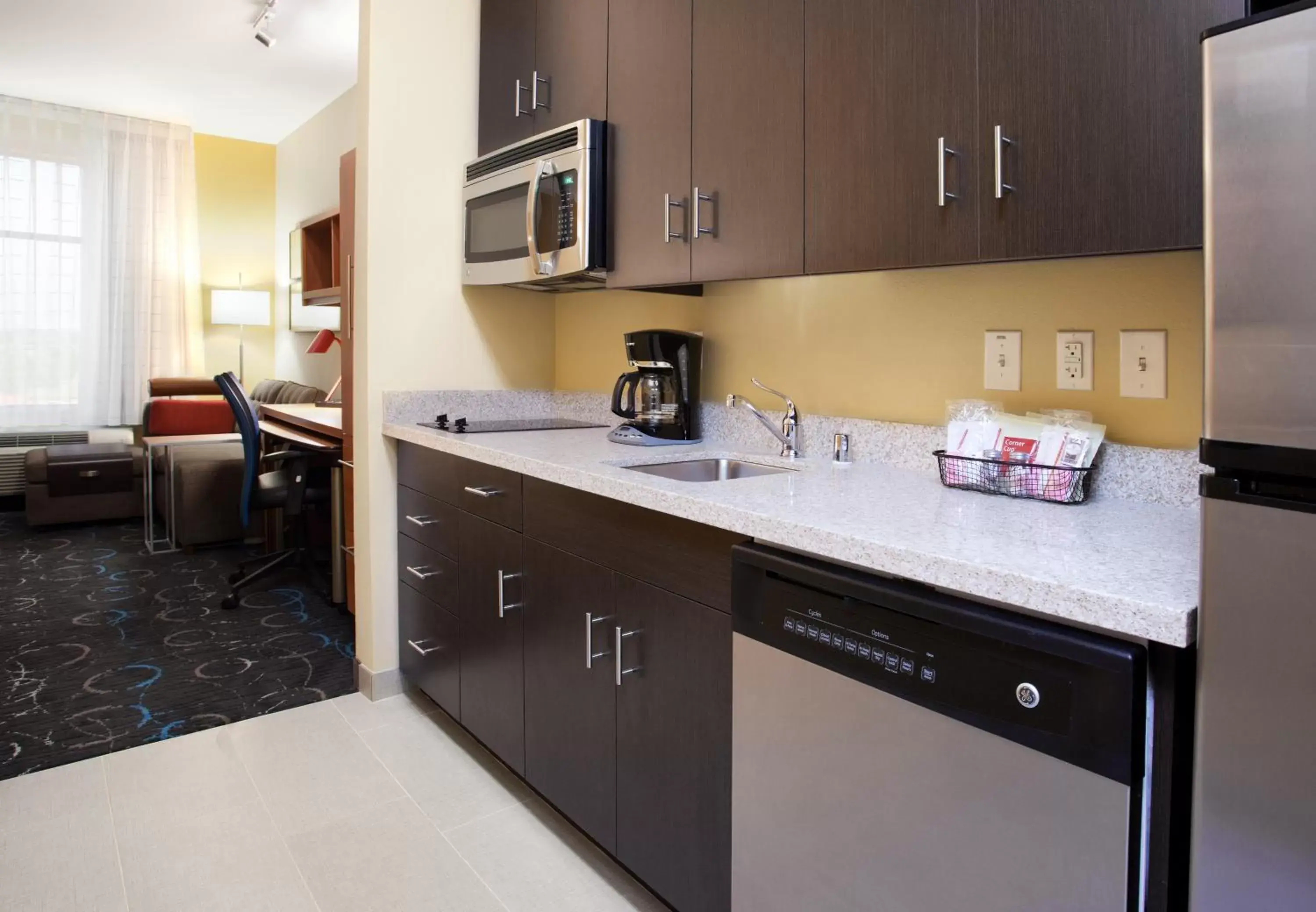 Kitchen or kitchenette, Kitchen/Kitchenette in TownePlace Suites by Marriott Carlsbad