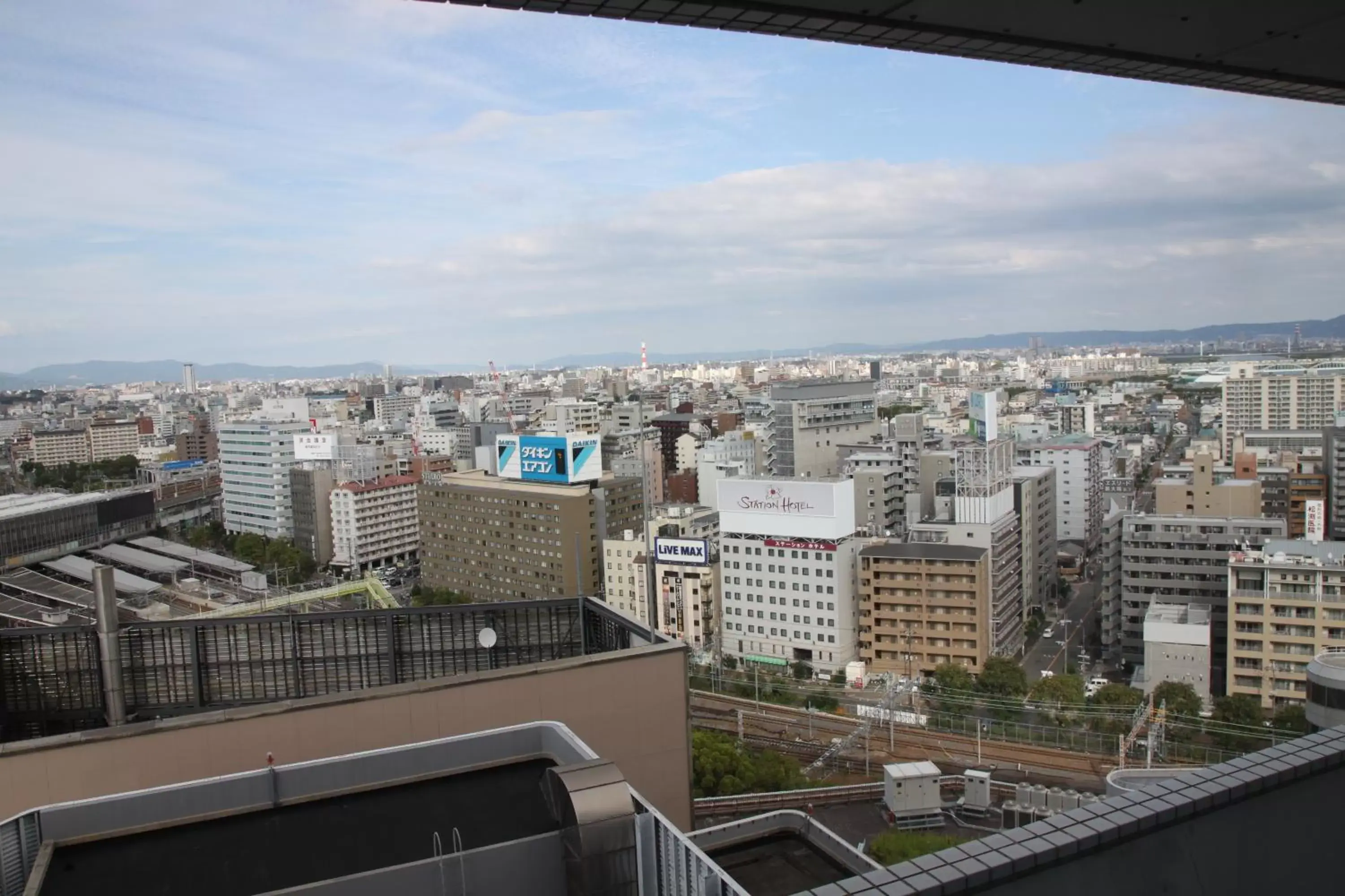 Area and facilities in Shin Osaka Washington Hotel Plaza