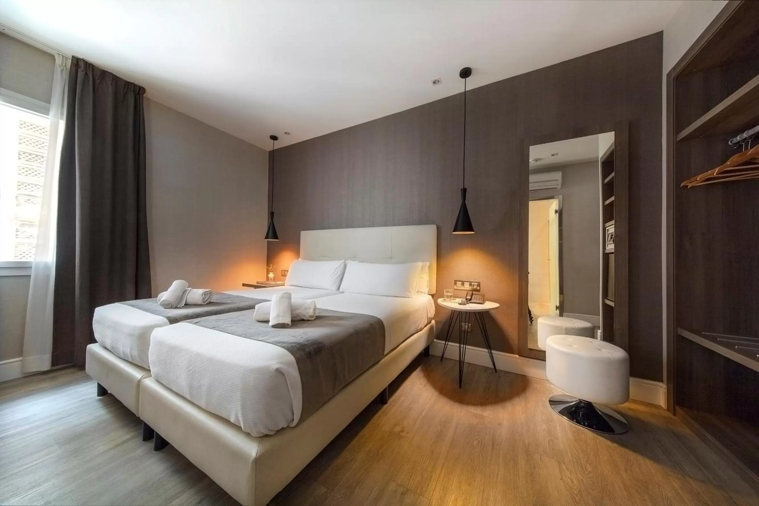 Photo of the whole room, Bed in Hotel Oasis