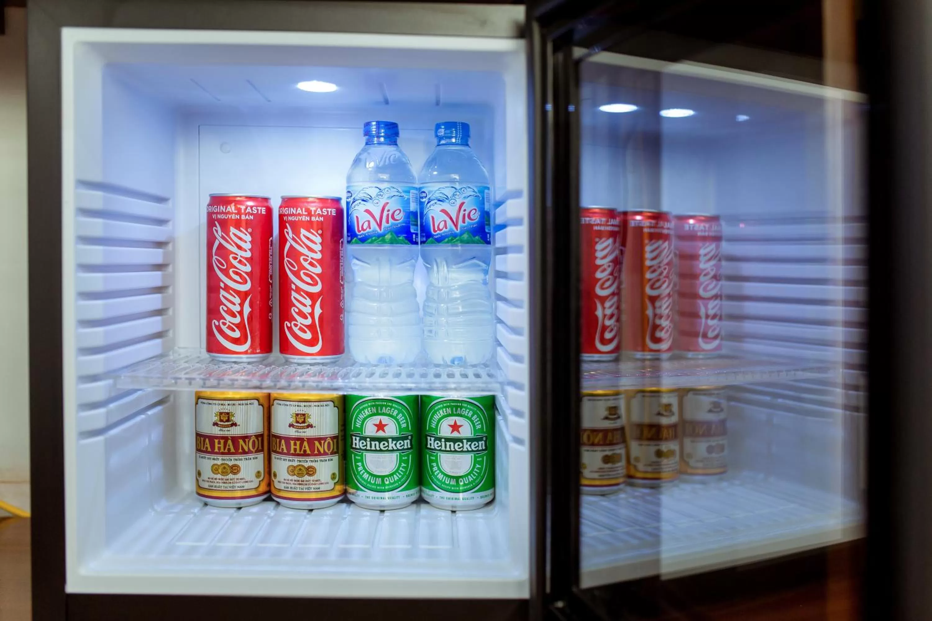 Drinks in Antique Angel Hotel