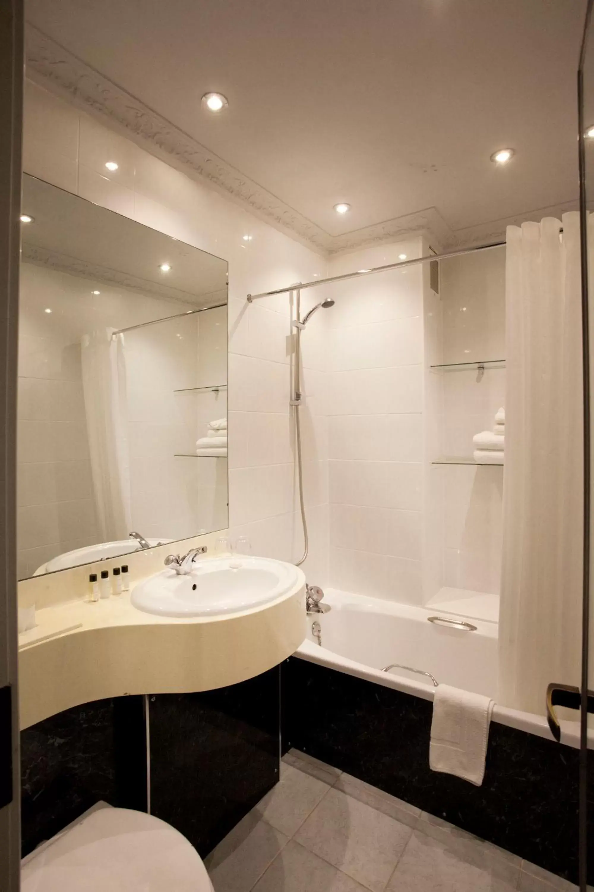 Bathroom in St James Hotel; BW Premier Collection