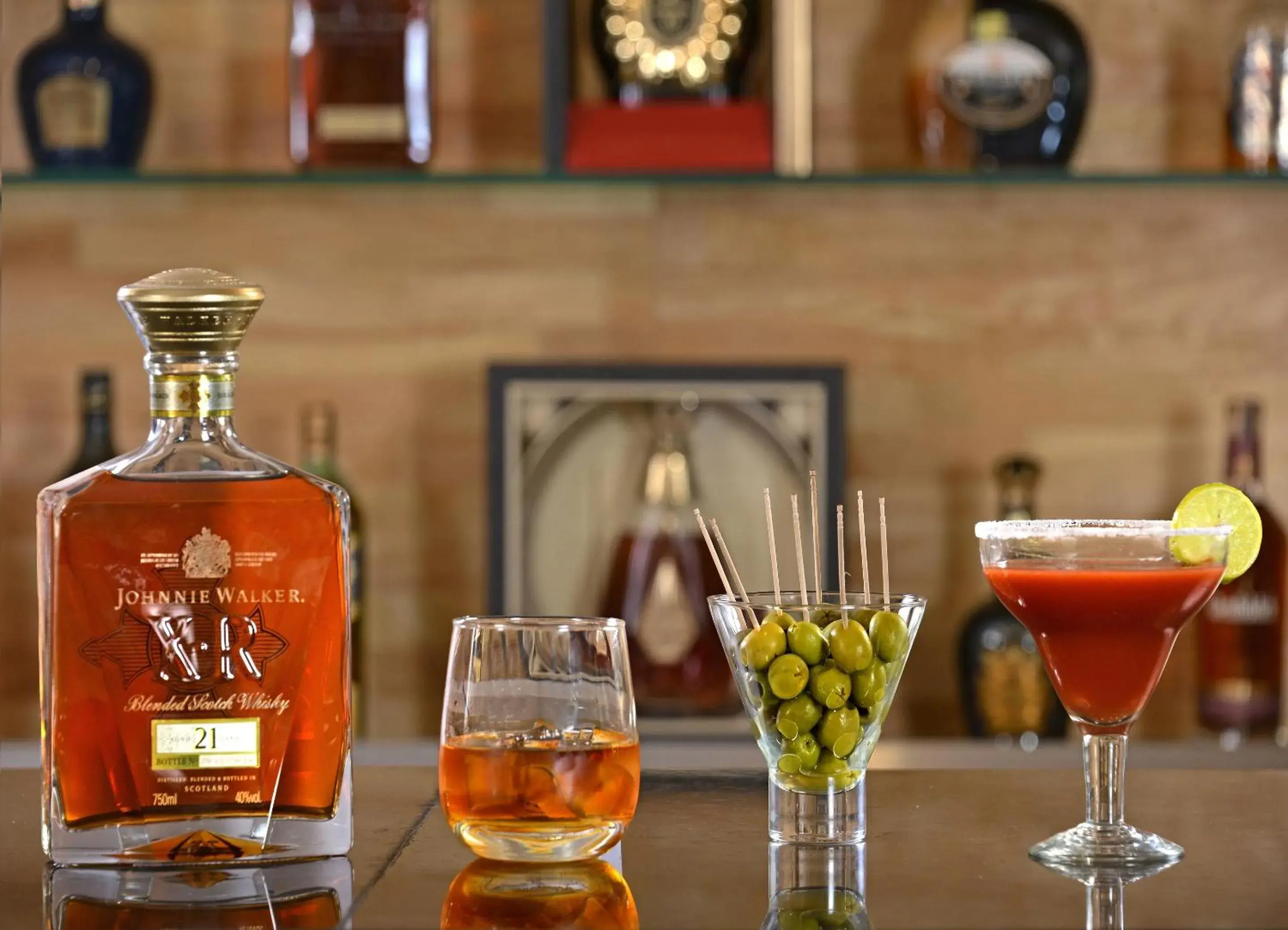 Lounge or bar in Taurus Sarovar Portico Lounge or bar in Taurus Sarovar Portico