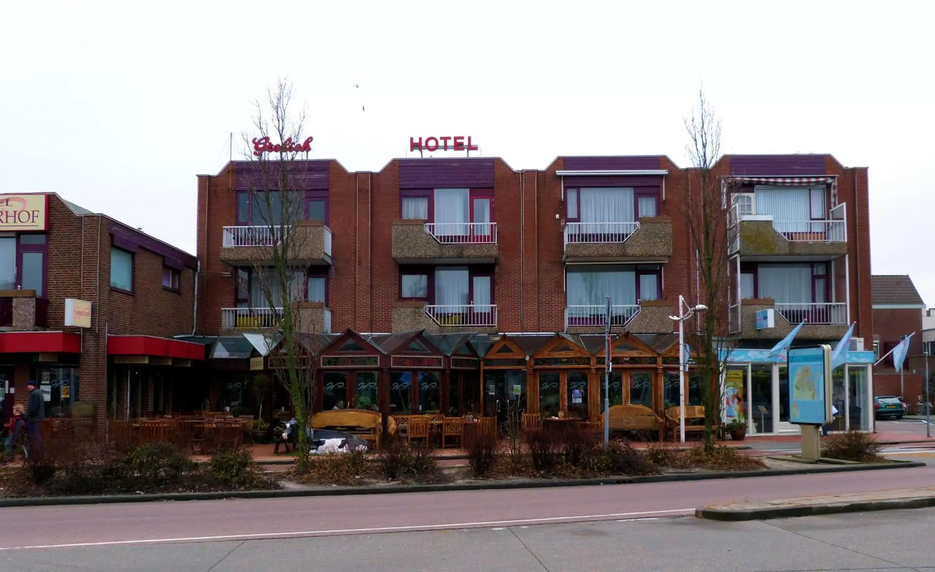 Facade/entrance, Property Building in Hotel Wienerhof