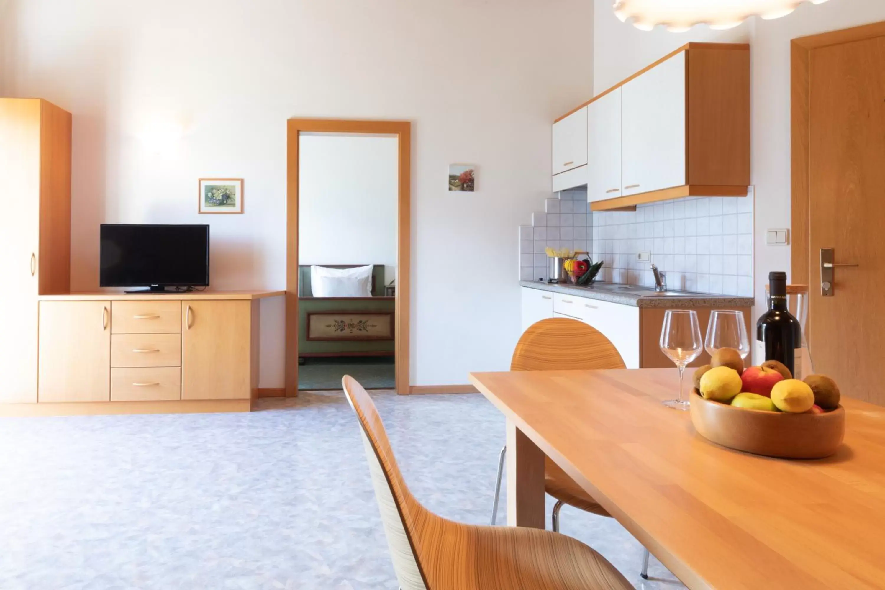 Living room, Kitchen/Kitchenette in Residence Margreth
