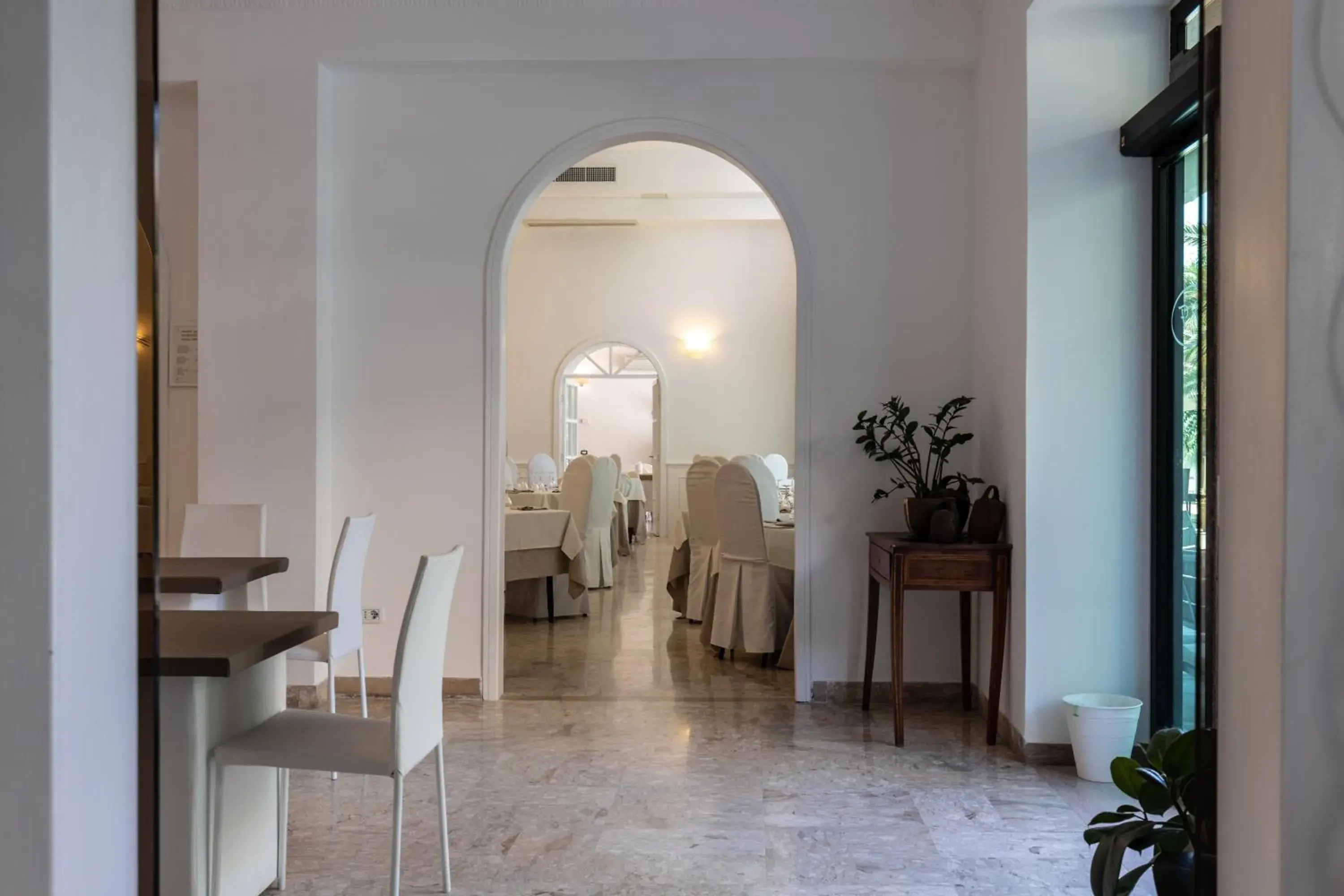 Banquet/Function facilities, Restaurant/Places to Eat in Hotel Falcone