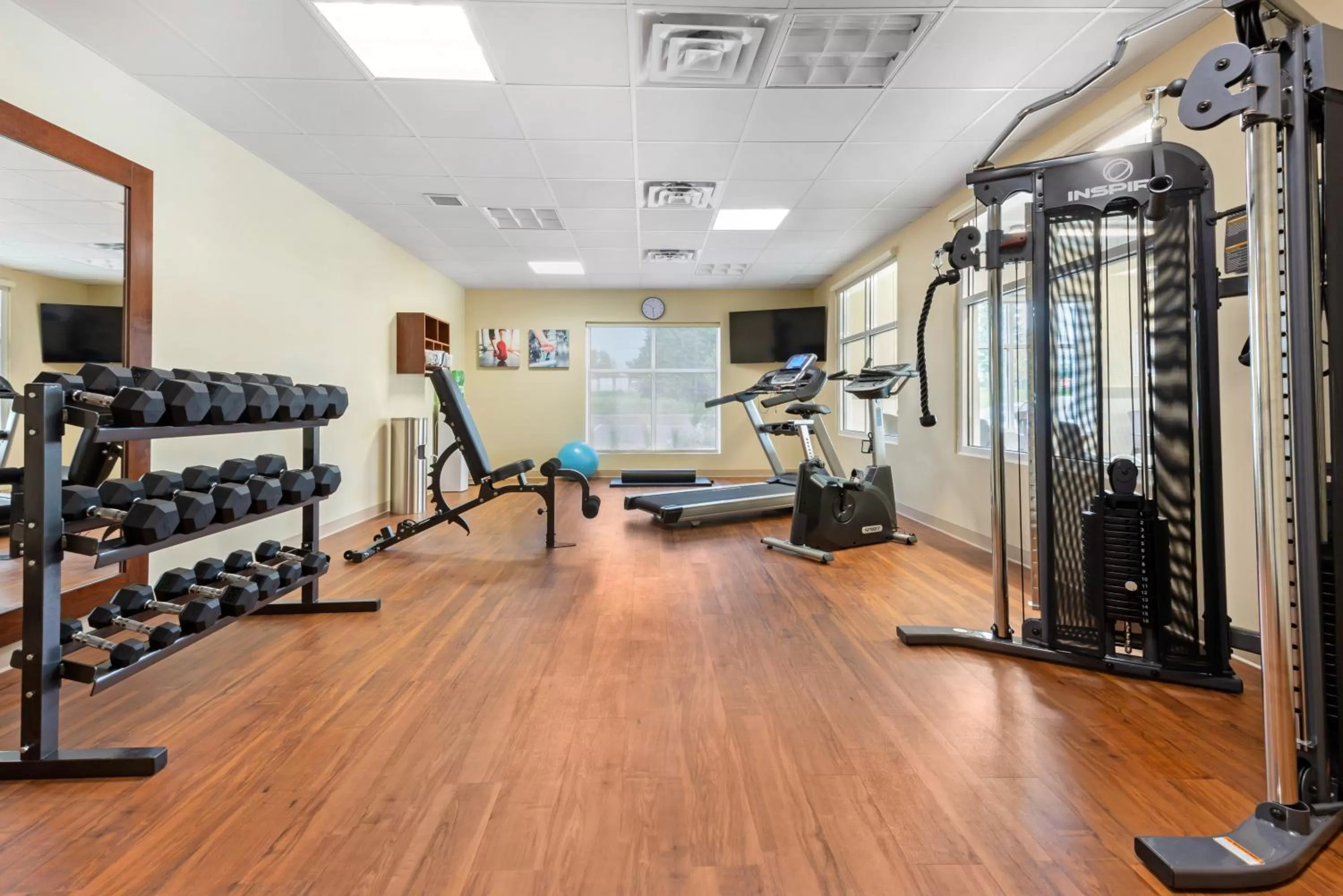 Fitness centre/facilities in Comfort Inn & Suites