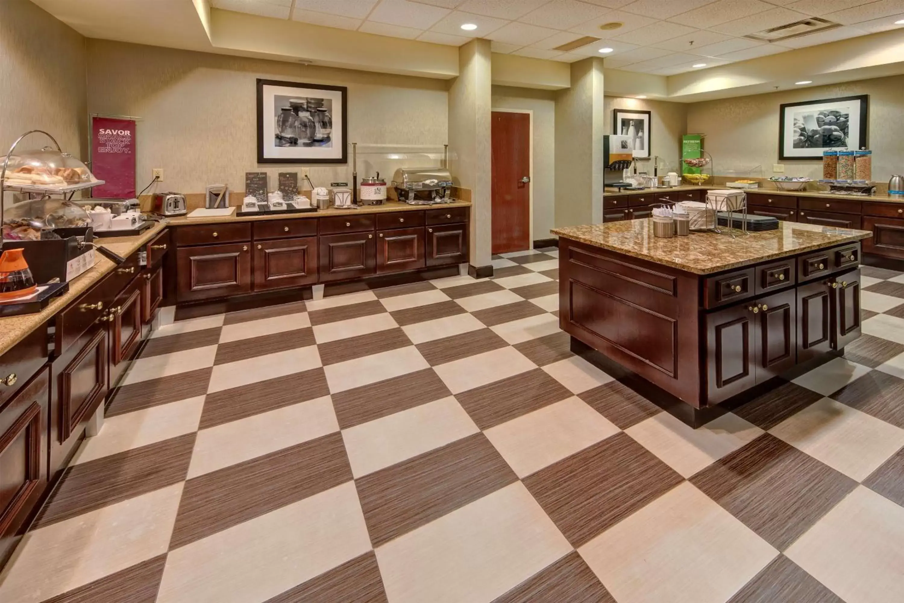 Breakfast, Restaurant/Places to Eat in Hampton Inn & Suites Clermont