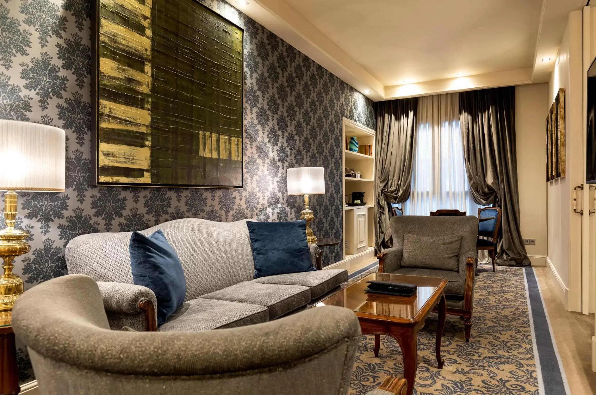 Living room, Seating Area in Wellington Hotel & Spa Madrid