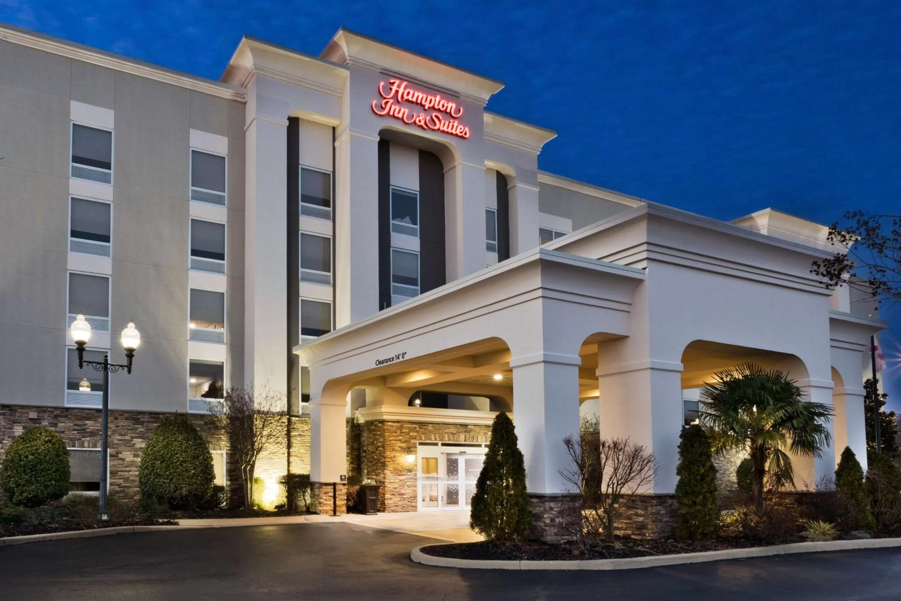 Property building in Hampton Inn & Suites Lanett/West Point