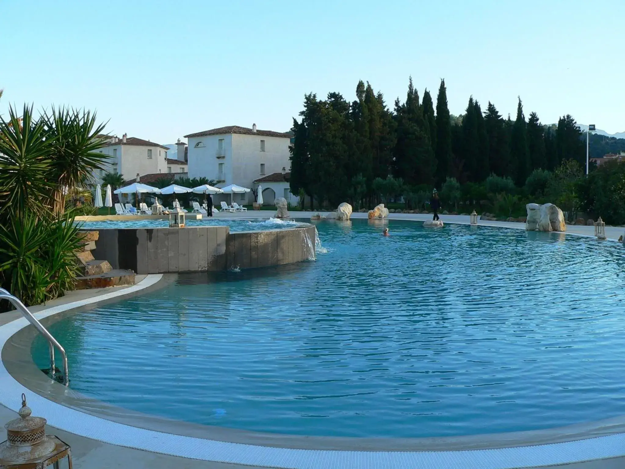 Spring, Swimming Pool in Tartheshotel