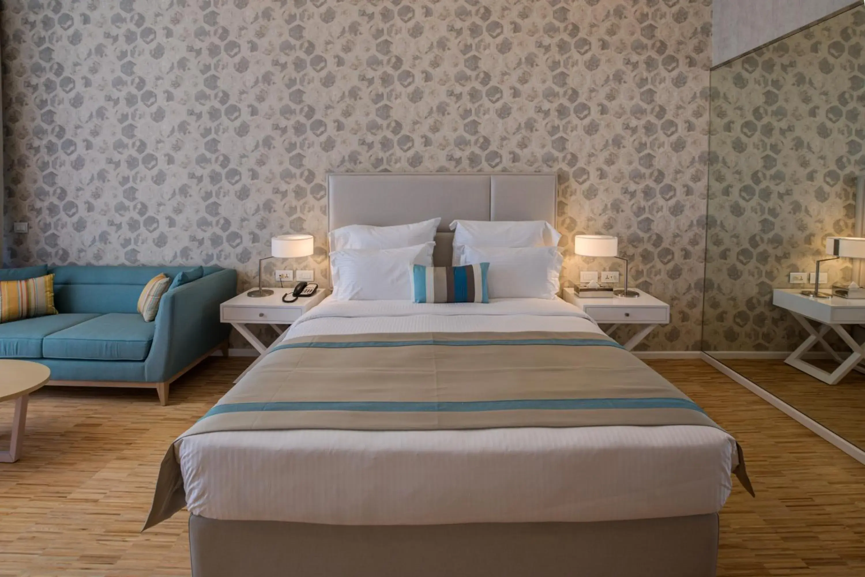 Bed in Lancaster Eden Bay Bed in Lancaster Eden Bay