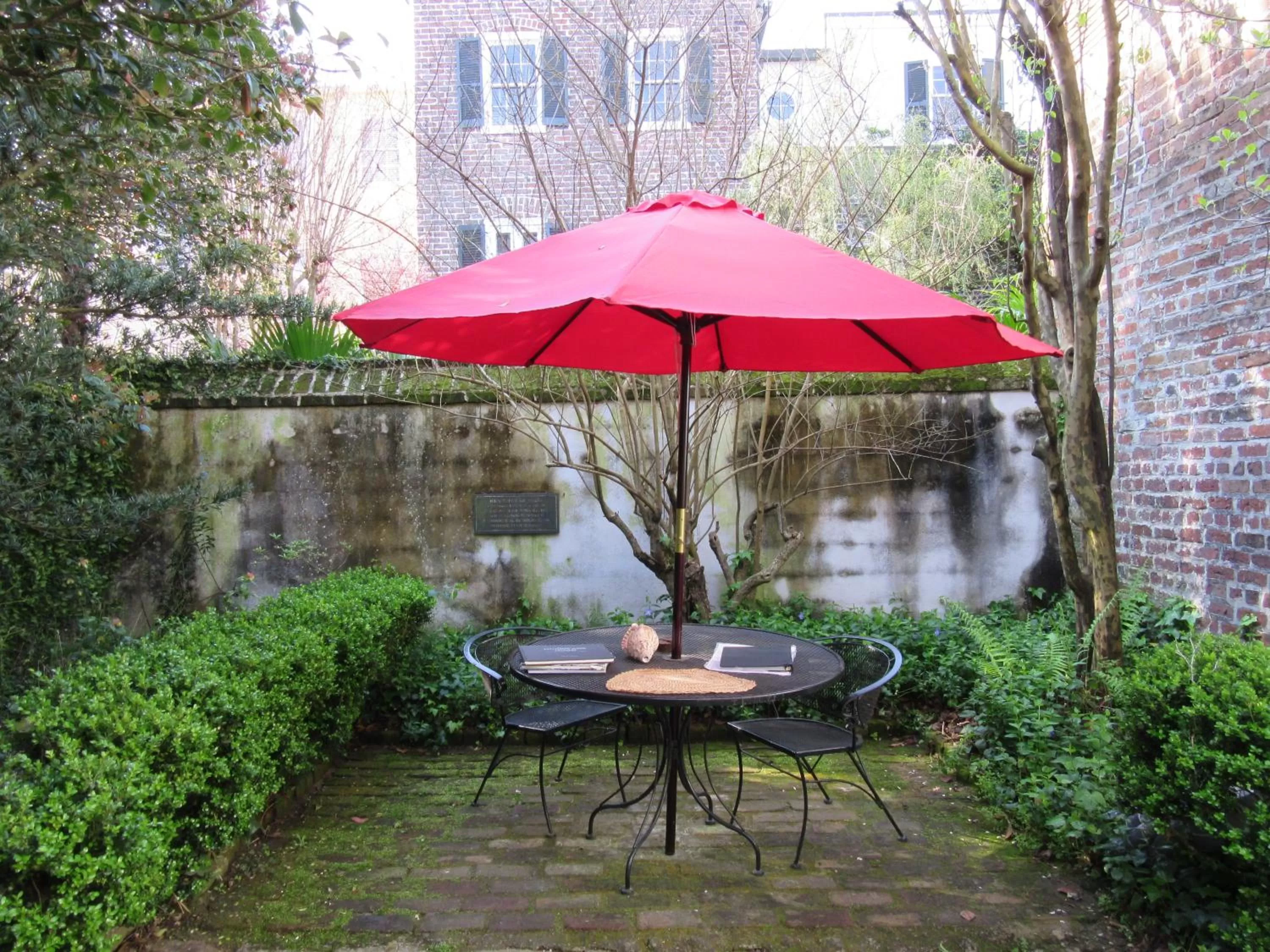 Patio in Historic 86 Church Street