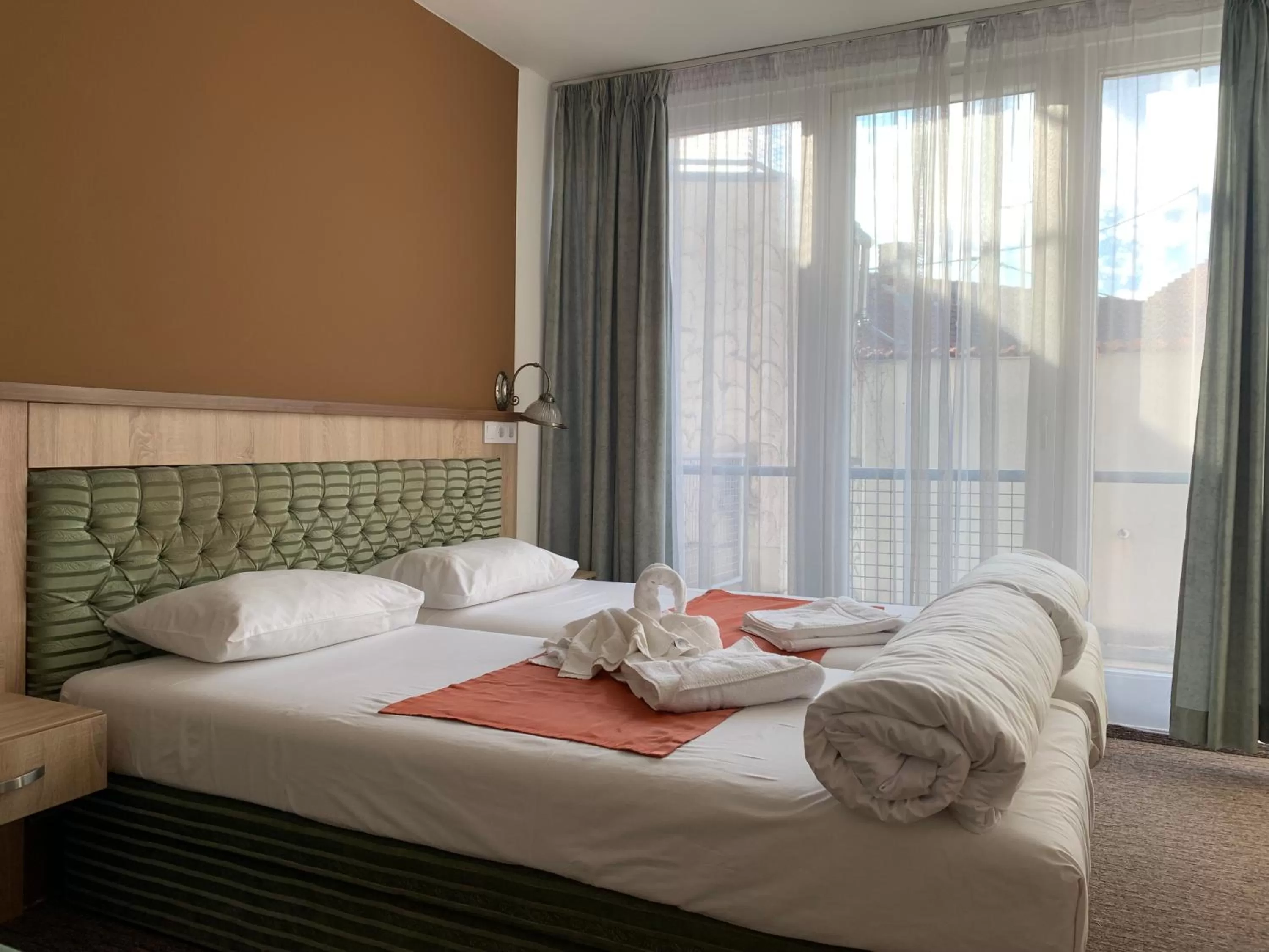 Bed in Várfal Wellness Panzió