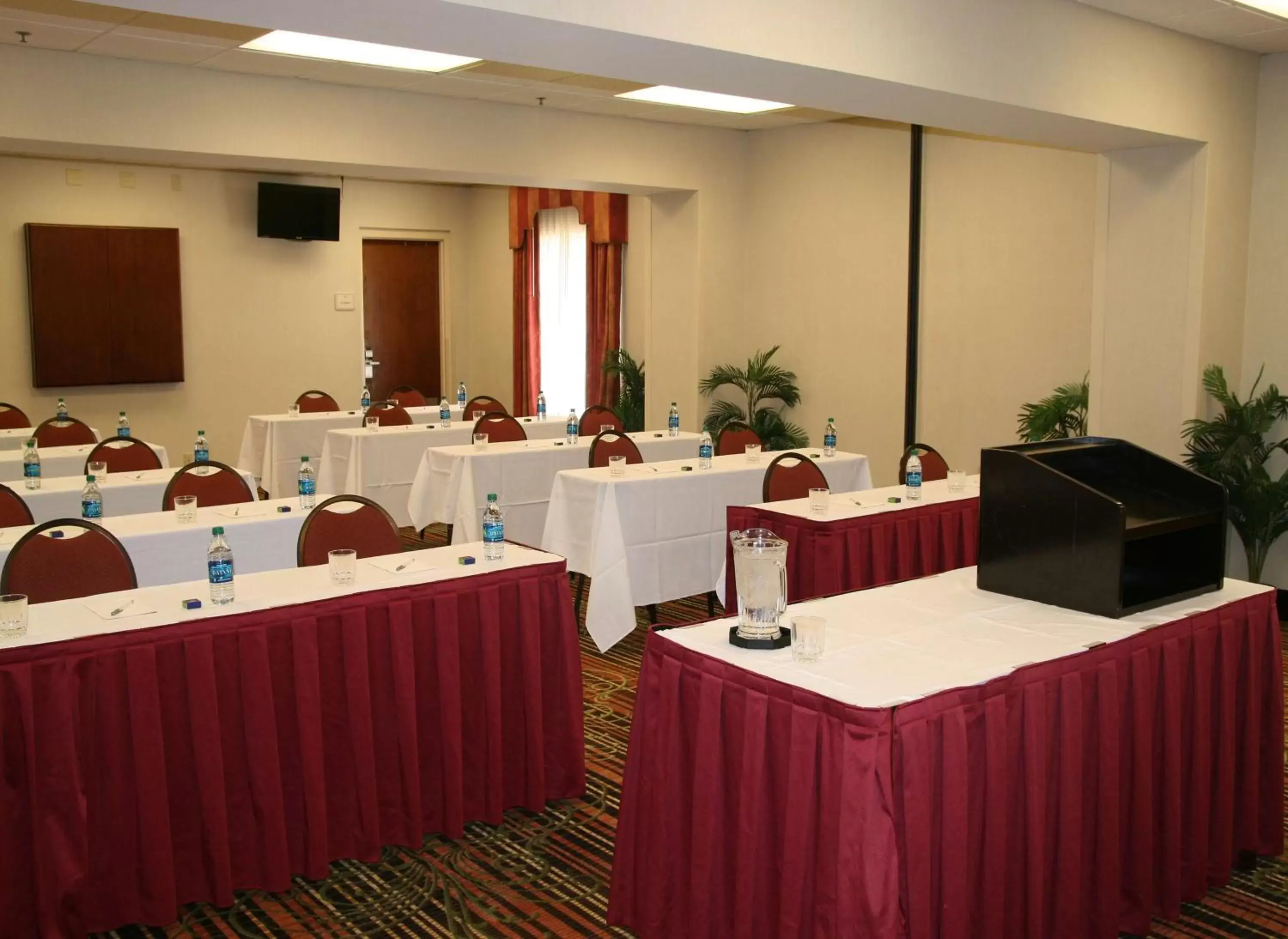 Meeting/conference room in Hampton Inn & Suites, Springfield SW