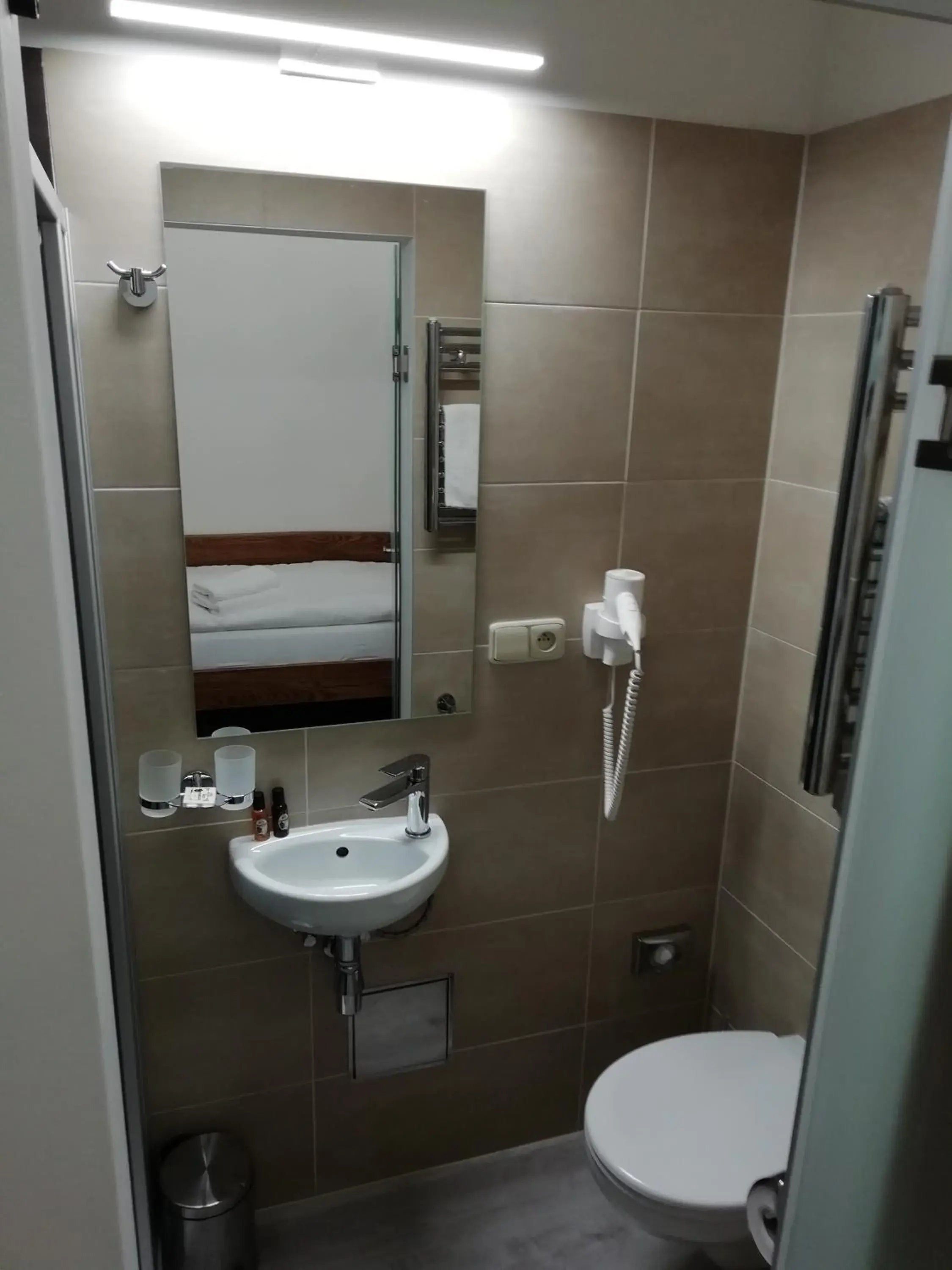 Bathroom in U Medvidku-Brewery Hotel