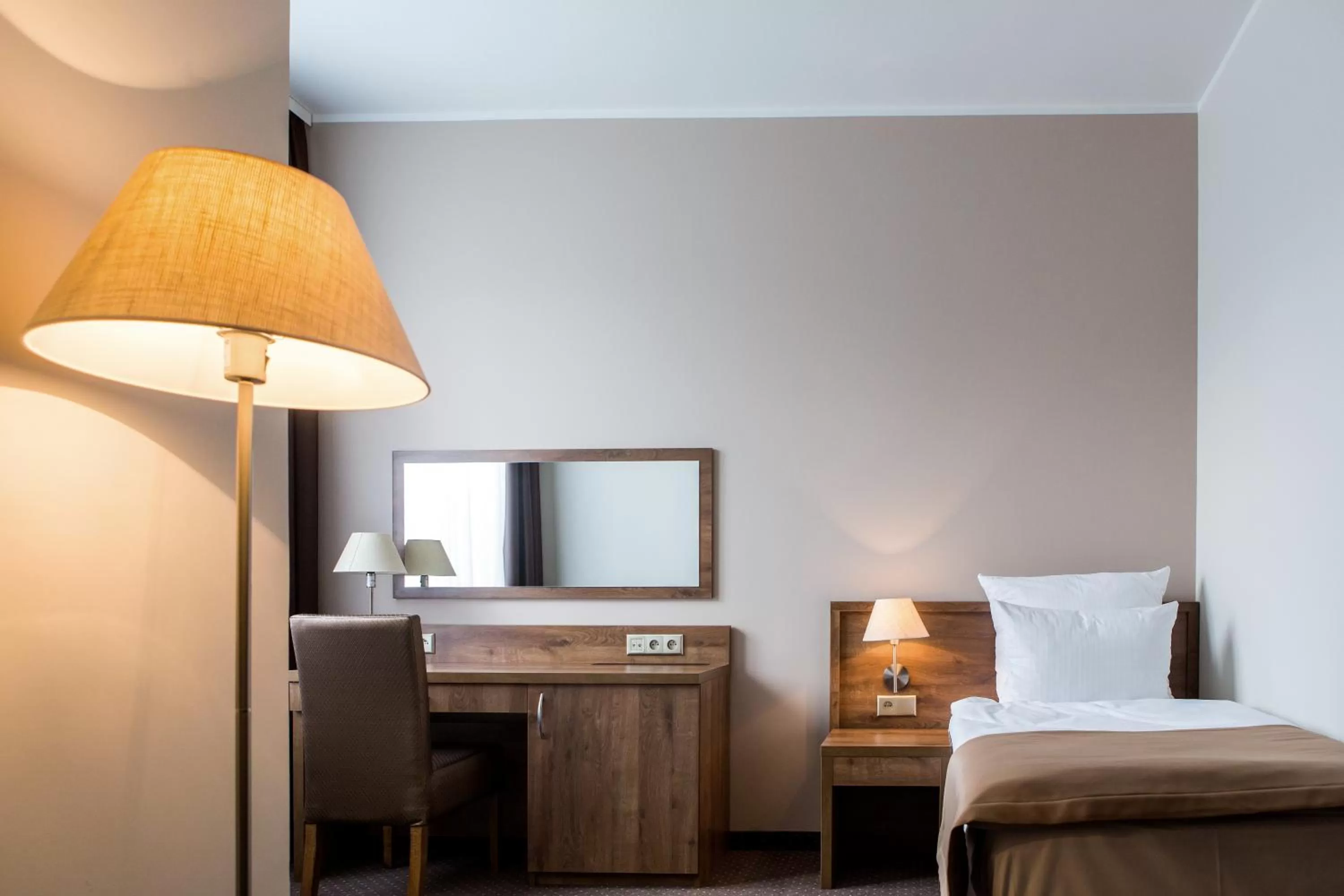 Photo of the whole room, Bed in Hotel Gem