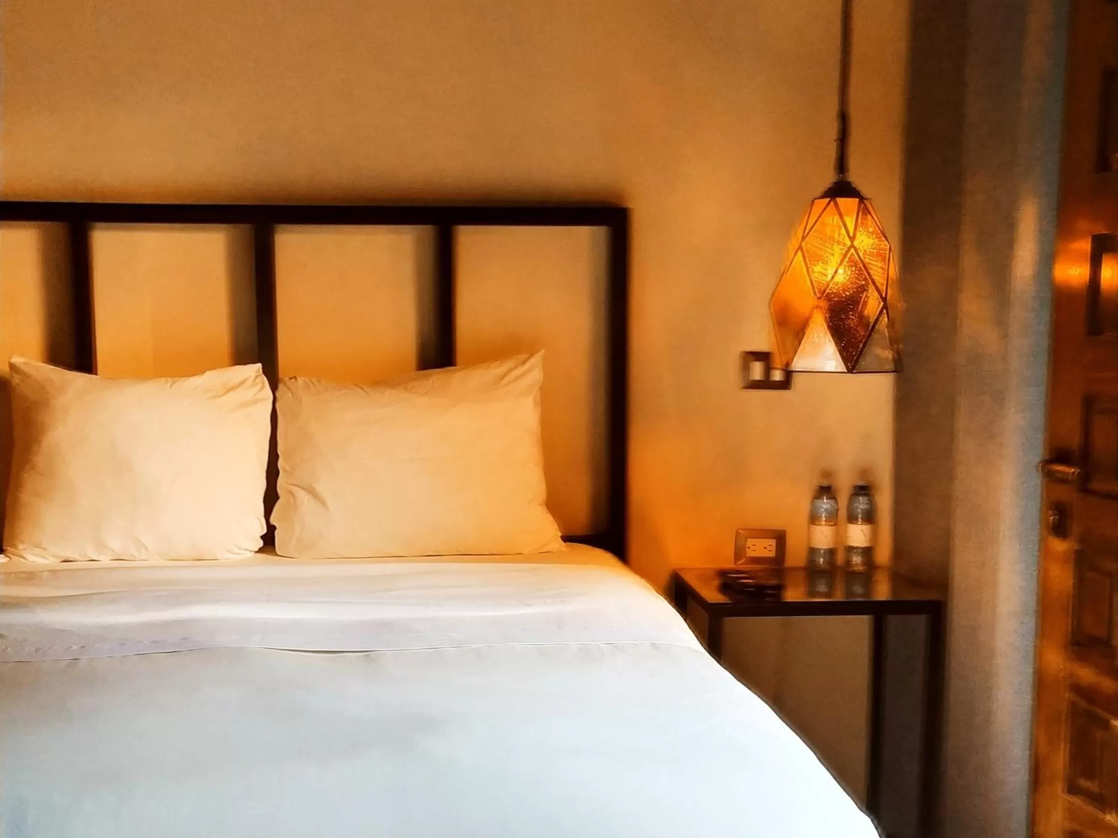 Bedroom, Bed in Hotel Naramu