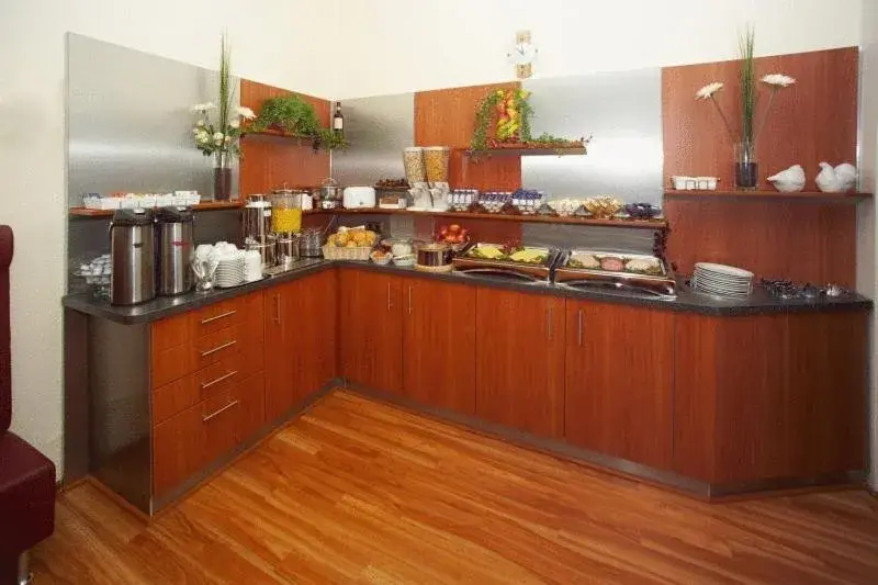 Food and drinks in Hotel Terminus am Hauptbahnhof & ZOB Food and drinks in Hotel Terminus am Hauptbahnhof & ZOB