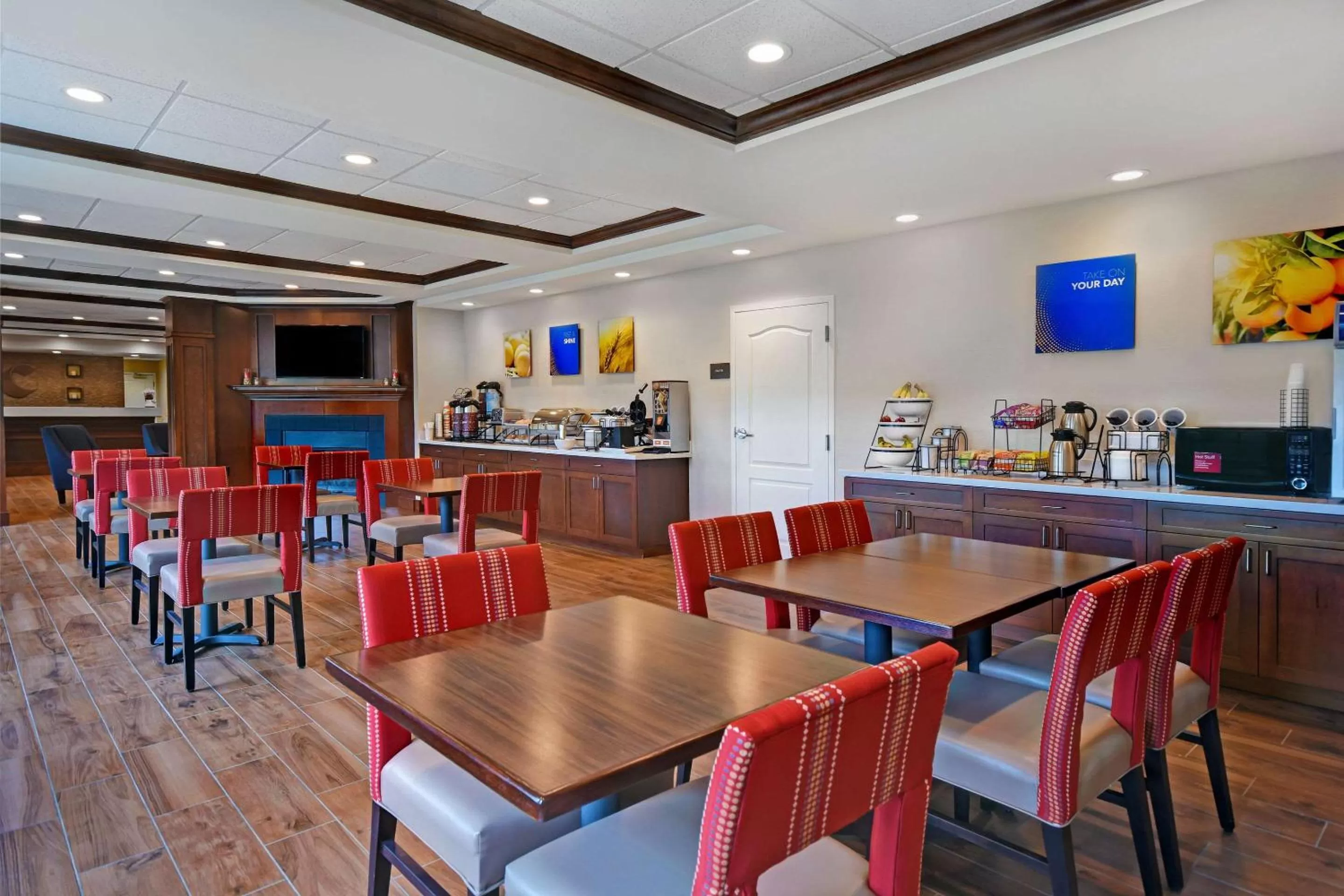 Restaurant/places to eat in Comfort Inn & Suites Wilton