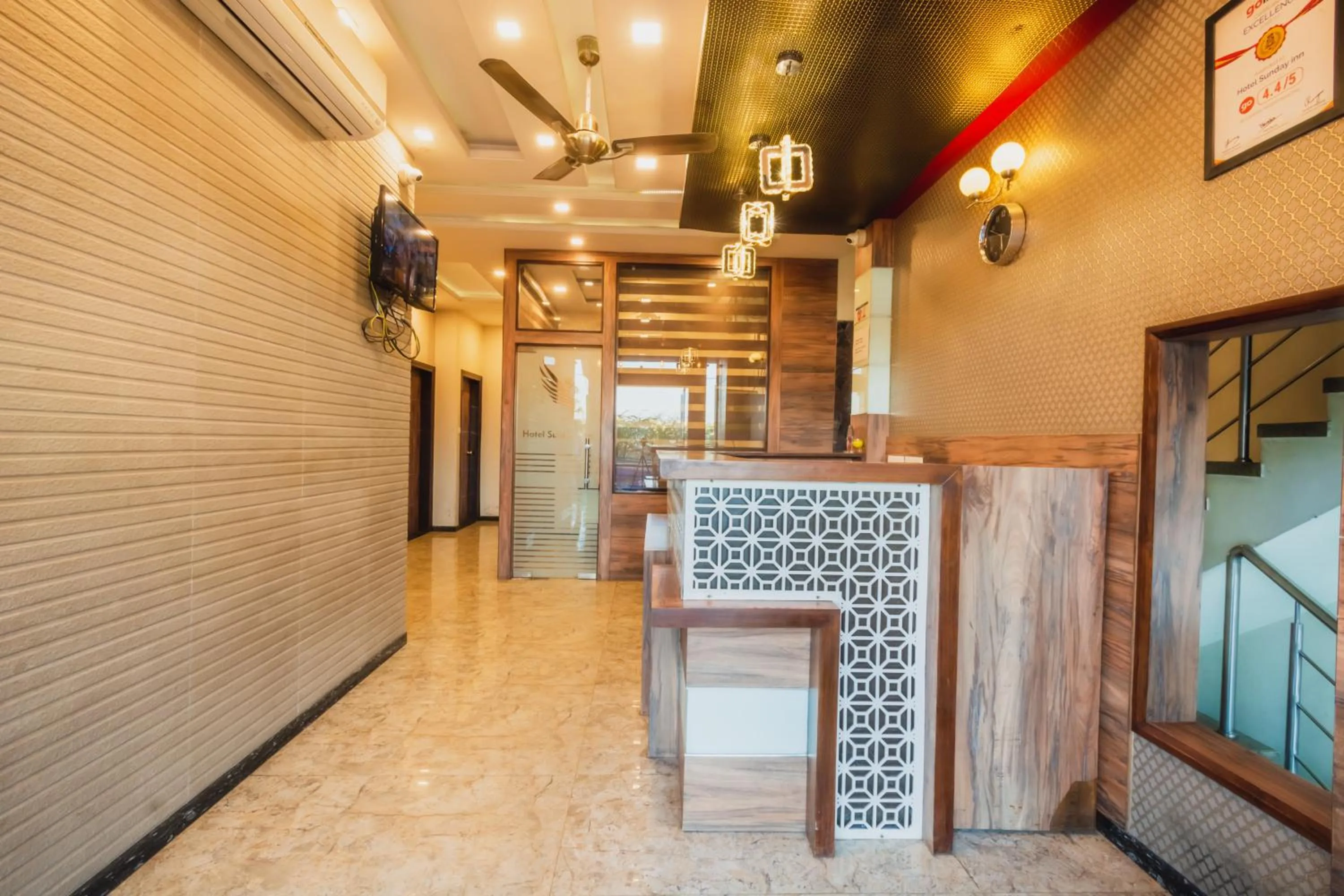 Lobby or reception in Hotel Sunday Inn