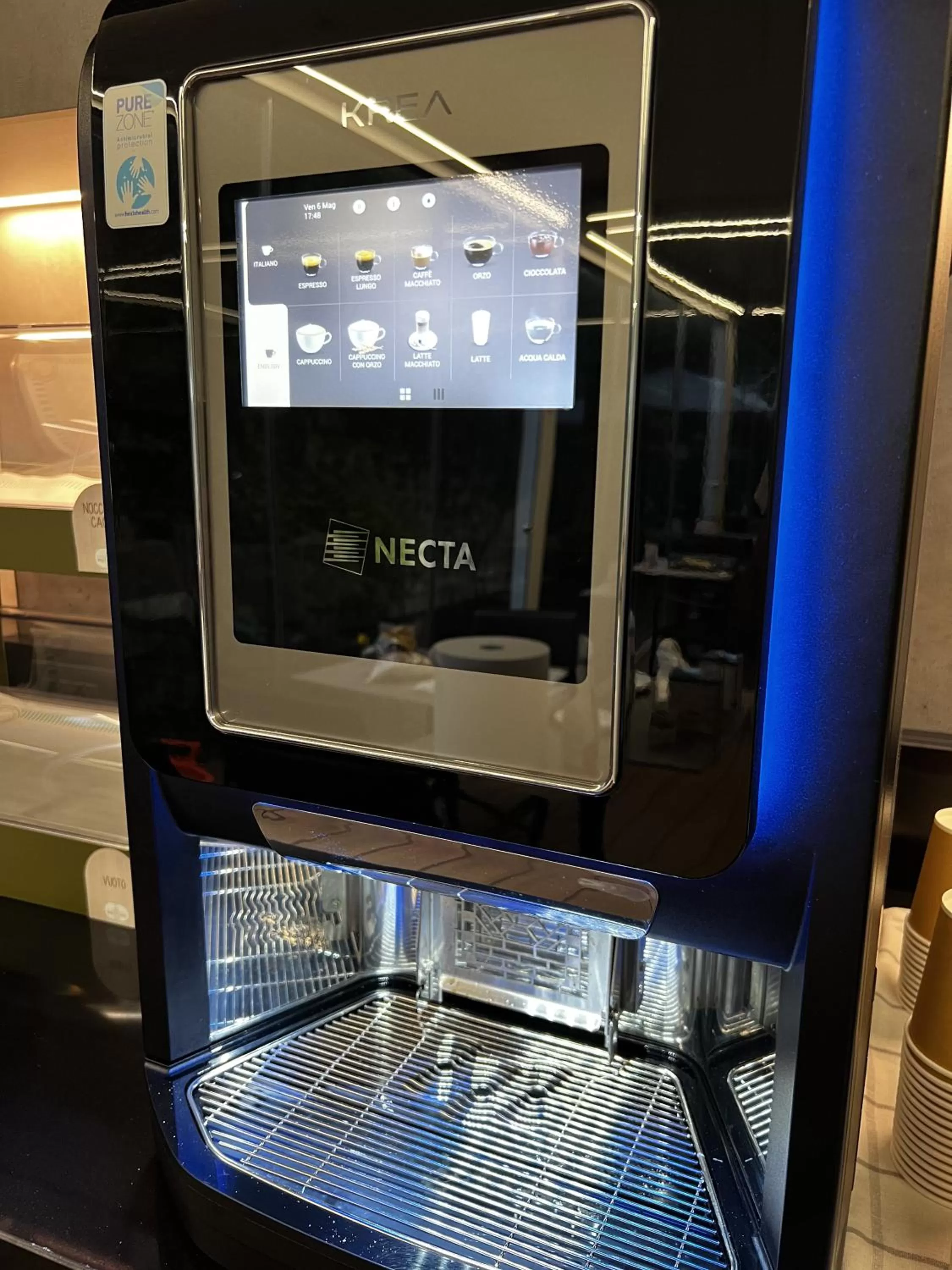 Buffet breakfast in 57 Reshotel Orio